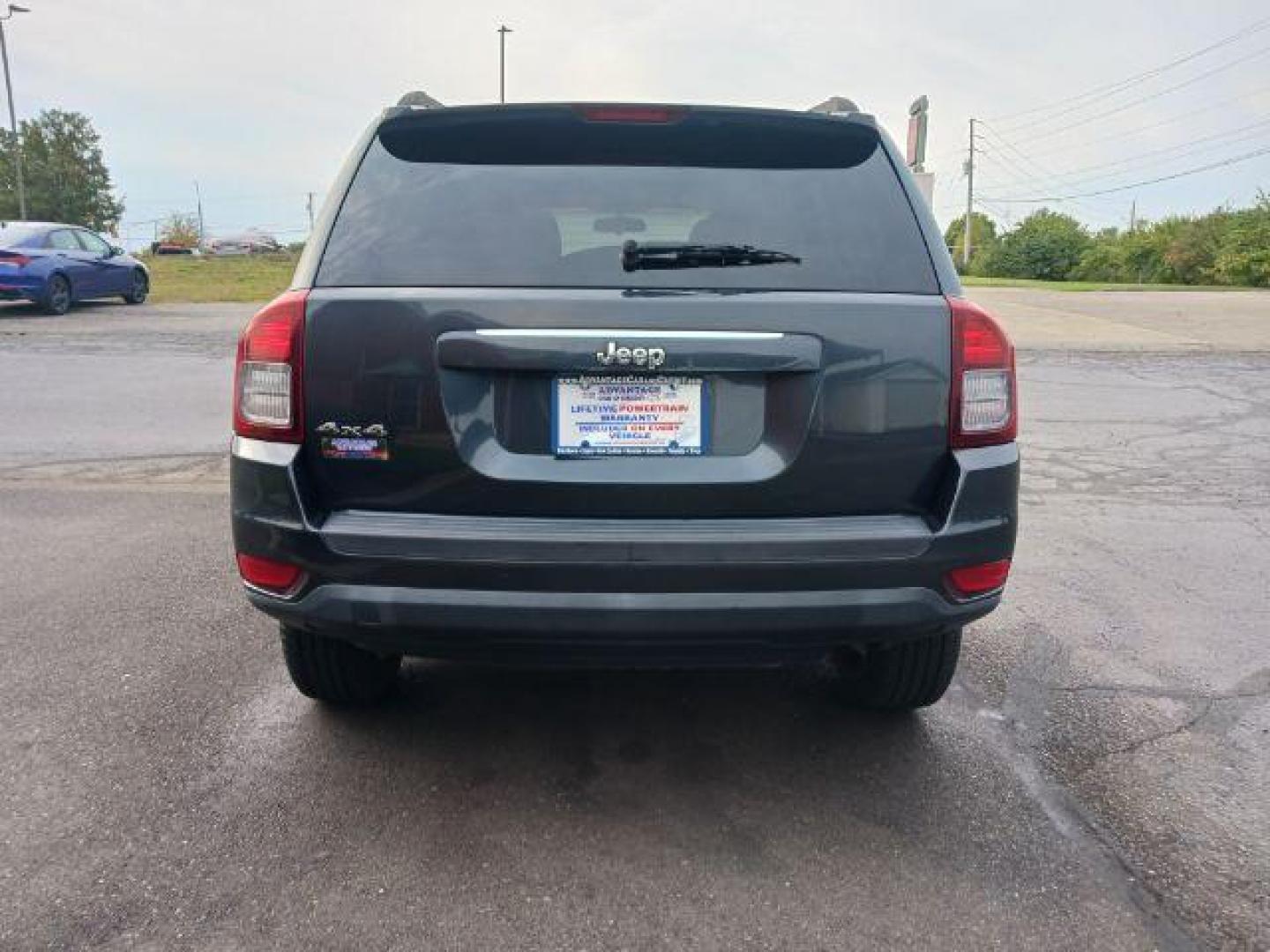 2014 Maximum Steel Metallic CC Jeep Compass Sport 4WD (1C4NJDBB5ED) with an 2.4L L4 DOHC 16V engine, located at 880 E. National Road, Vandalia, OH, 45377, (937) 908-9800, 39.892189, -84.181015 - Photo#5