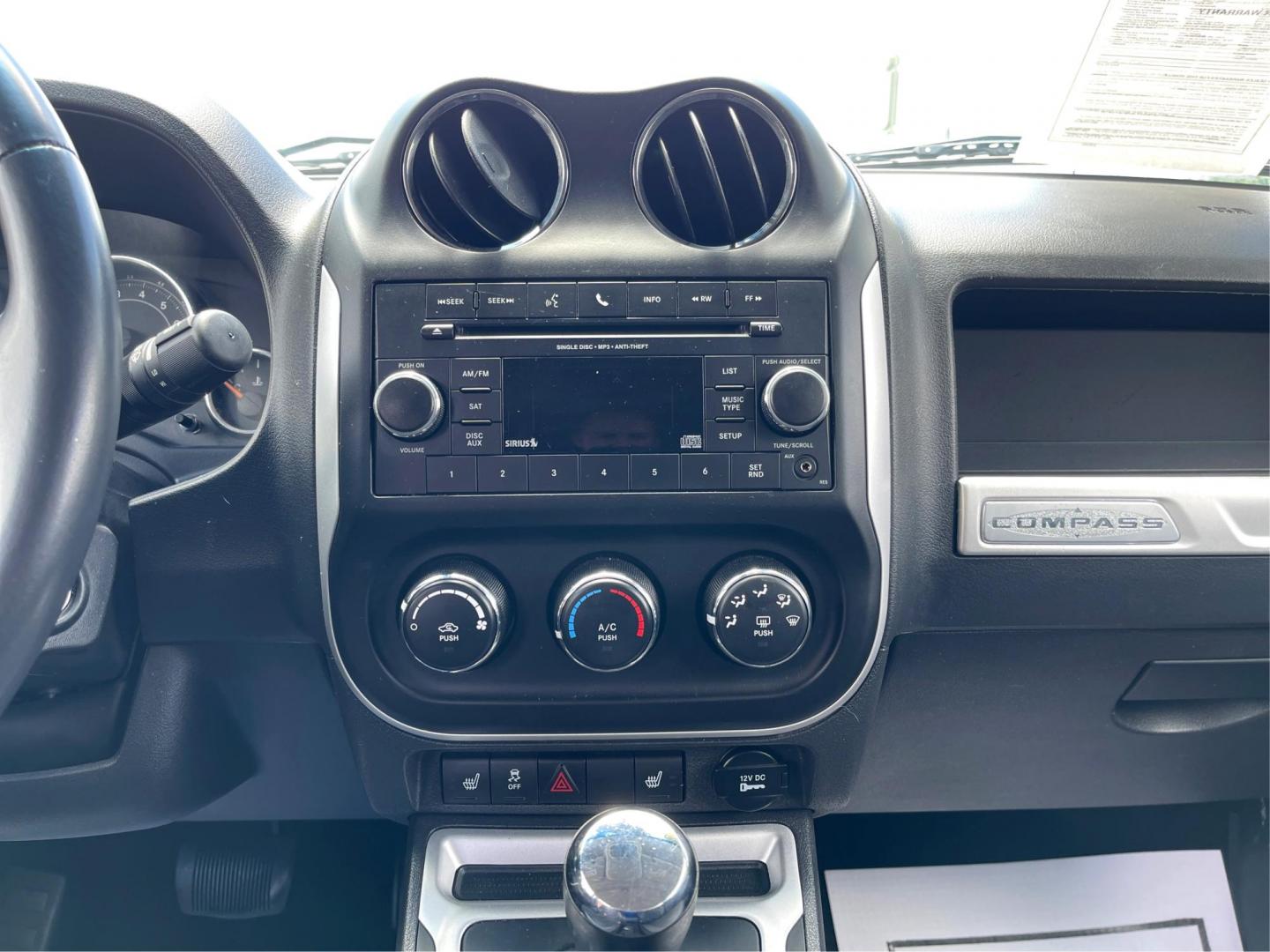 2014 Bright White Clearcoat Jeep Compass Latitude 4WD (1C4NJDEB8ED) with an 2.4L L4 DOHC 16V engine, Continuously Variable Transmission transmission, located at 1184 Kauffman Ave, Fairborn, OH, 45324, (937) 908-9800, 39.807365, -84.029114 - Photo#11