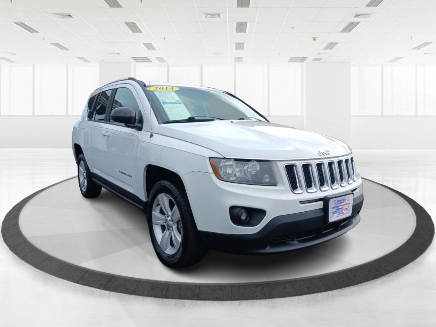 2014 Winter Chill Pearlcoat Jeep Compass (1C4NJDBB1ED) with an 2.4L L4 DOHC 16V engine, located at 4508 South Dixie Dr, Moraine, OH, 45439, (937) 908-9800, 39.690136, -84.216438 - Photo#5