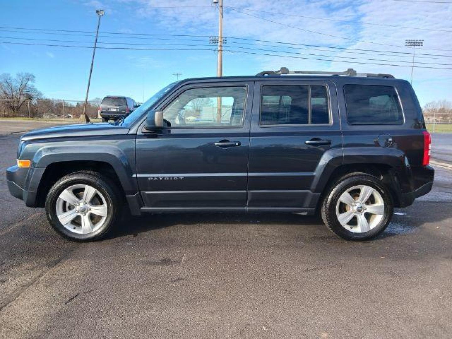 2014 Mineral Gray Metallic CC Jeep Patriot Limited 2WD (1C4NJPCB1ED) with an 2.4L L4 DOHC 16V engine, located at 4508 South Dixie Dr, Moraine, OH, 45439, (937) 908-9800, 39.690136, -84.216438 - Photo#3