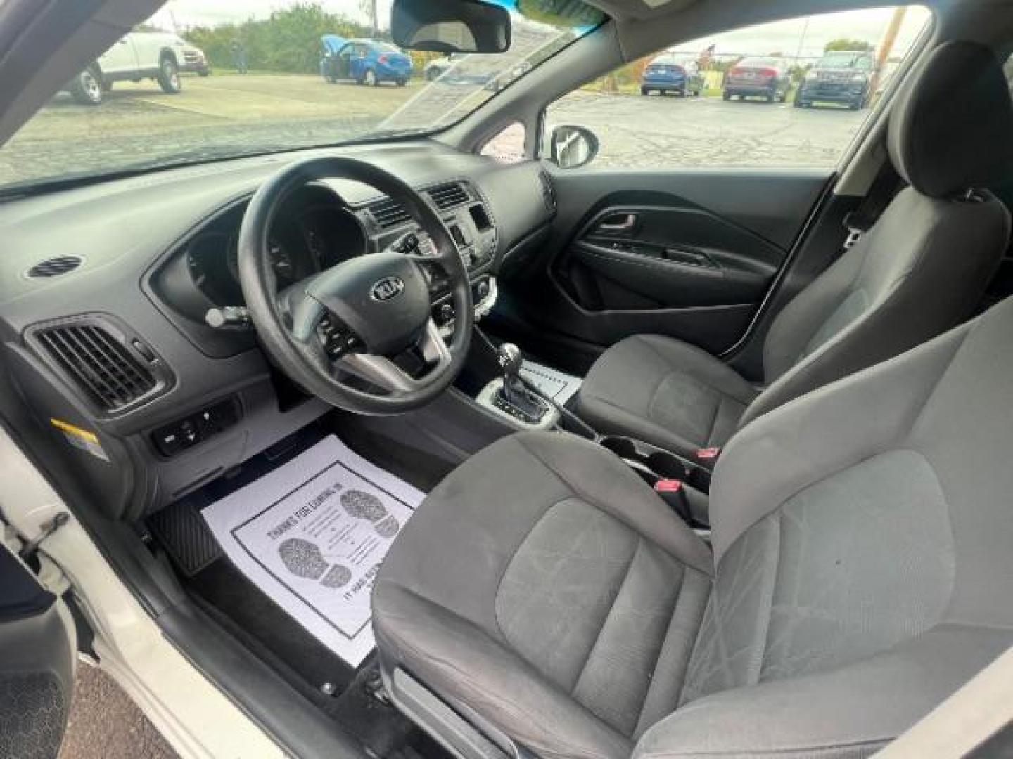 2014 Clear White Kia Rio5 LX (KNADM5A31E6) with an 1.6L L4 DOHC 16V engine, located at 4508 South Dixie Dr, Moraine, OH, 45439, (937) 908-9800, 39.690136, -84.216438 - Photo#6