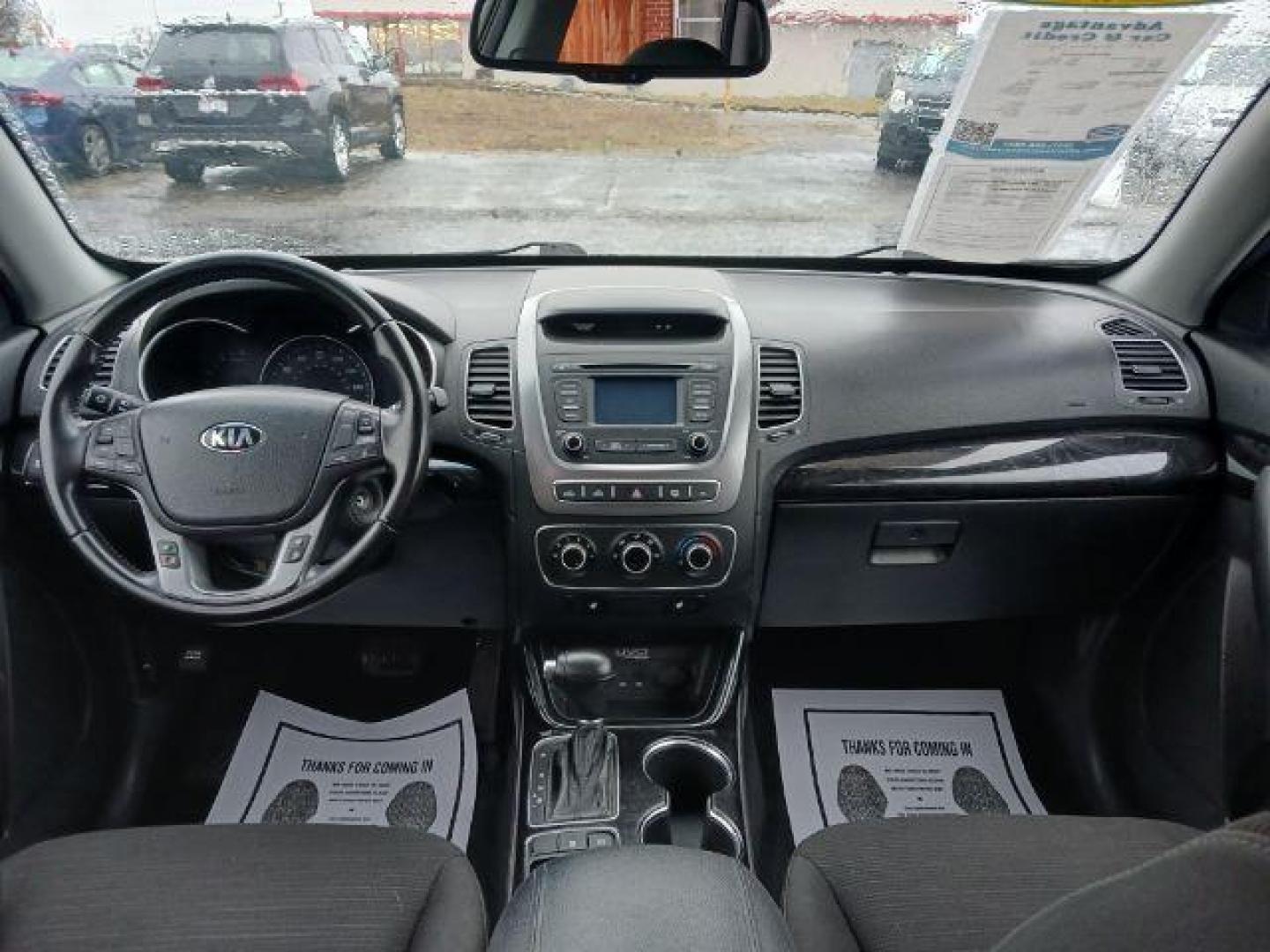 2014 Brown Kia Sorento LX 2WD (5XYKT4A61EG) with an 2.4L L4 DOHC 16V engine, 6-Speed Automatic transmission, located at 880 E. National Road, Vandalia, OH, 45377, (937) 908-9800, 39.892189, -84.181015 - Photo#7