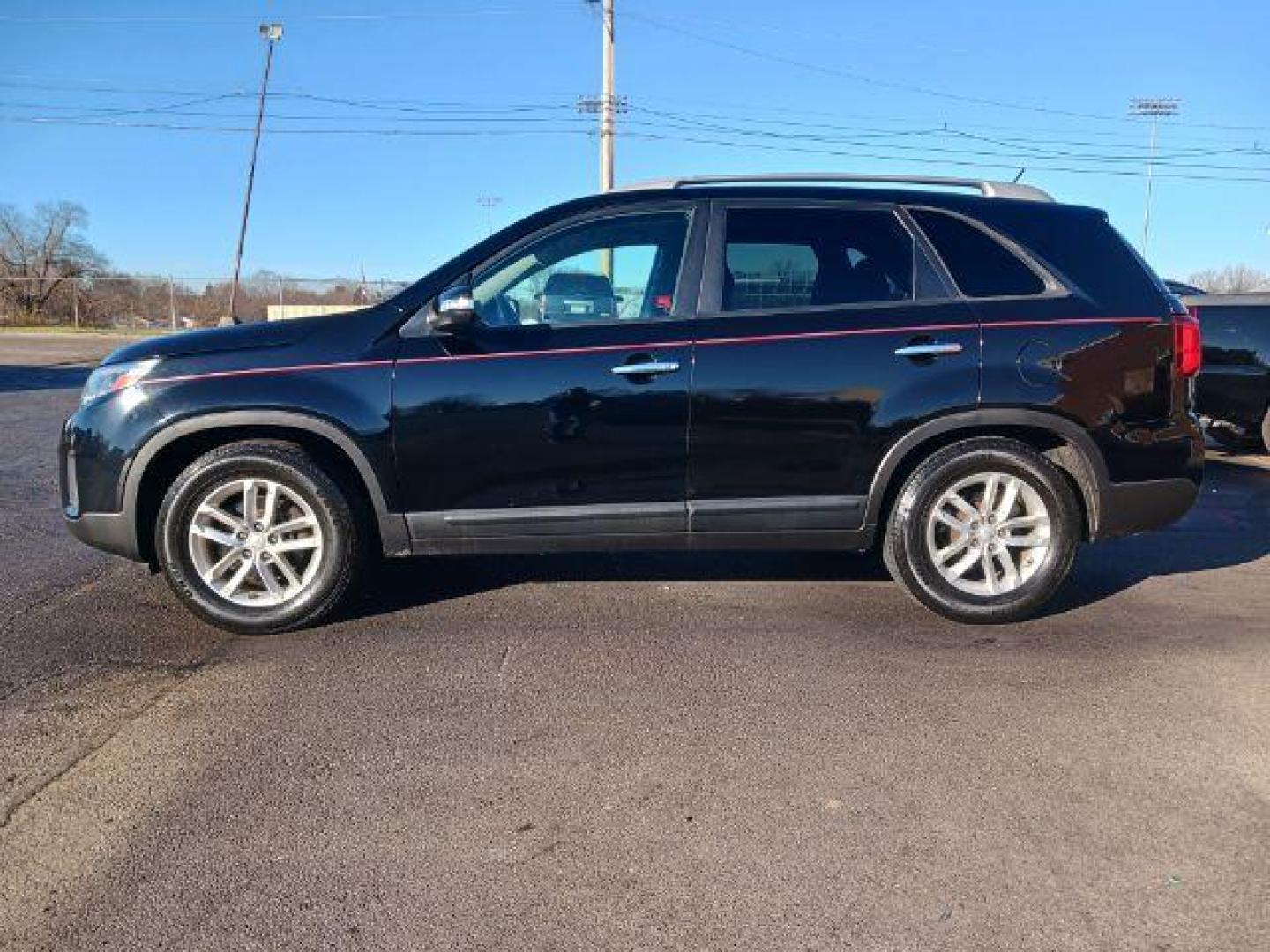 2014 Black Kia Sorento LX 2WD (5XYKT4A60EG) with an 2.4L L4 DOHC 16V engine, 6-Speed Automatic transmission, located at 1099 N County Rd 25A, OH, 45373, (937) 908-9800, 40.057079, -84.212883 - Photo#3