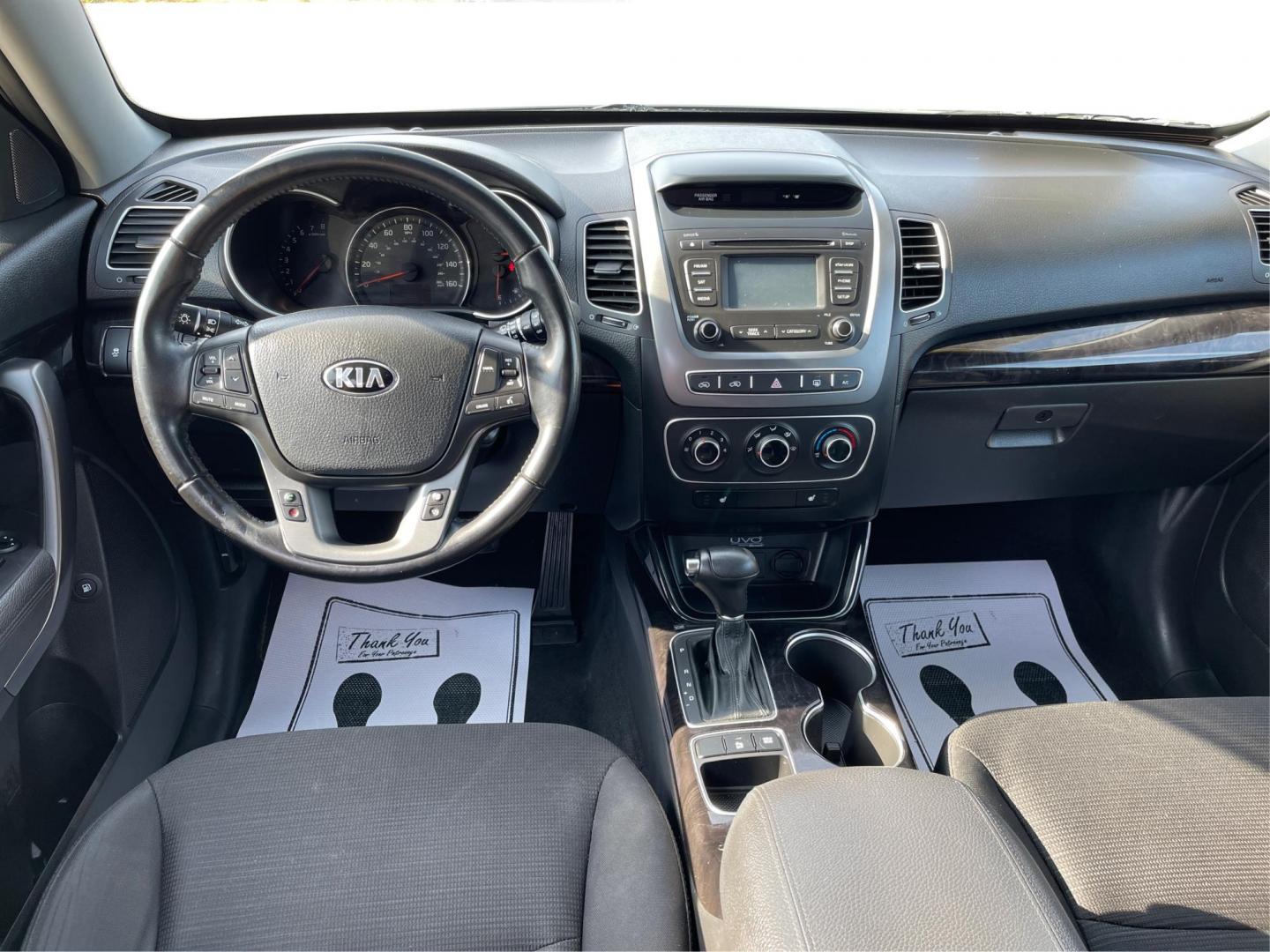 2014 Gray Kia Sorento (5XYKTCA66EG) with an 2.4L L4 DOHC 16V engine, 6-Speed Automatic transmission, located at 1184 Kauffman Ave, Fairborn, OH, 45324, (937) 908-9800, 39.807365, -84.029114 - Photo#19