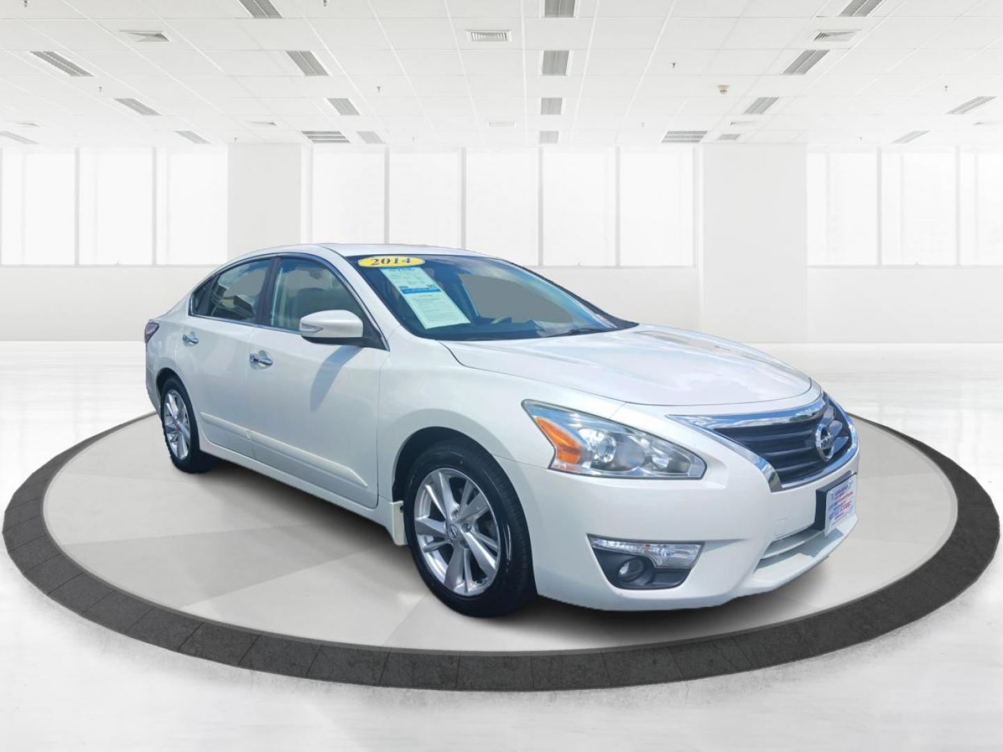 2014 Pearl White Nissan Altima 2.5 SL (1N4AL3AP4EC) with an 2.5L L4 DOHC 16V engine, Continuously Variable Transmission transmission, located at 401 Woodman Dr, Riverside, OH, 45431, (937) 908-9800, 39.763779, -84.122063 - Photo#0