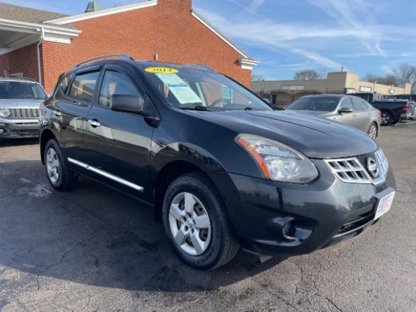 2014 Super Black Nissan Rogue Select S AWD (JN8AS5MV3EW) with an 2.5L L4 DOHC 16V engine, Continuously Variable Transmission transmission, located at 880 E. National Road, Vandalia, OH, 45377, (937) 908-9800, 39.892189, -84.181015 - Photo#0