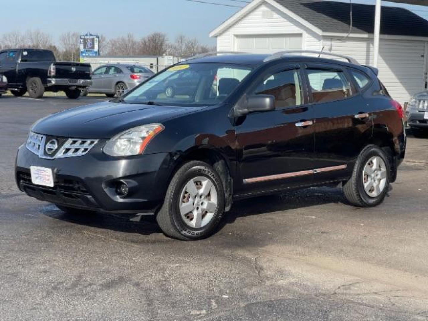 2014 Super Black Nissan Rogue Select S AWD (JN8AS5MV3EW) with an 2.5L L4 DOHC 16V engine, Continuously Variable Transmission transmission, located at 880 E. National Road, Vandalia, OH, 45377, (937) 908-9800, 39.892189, -84.181015 - Photo#1