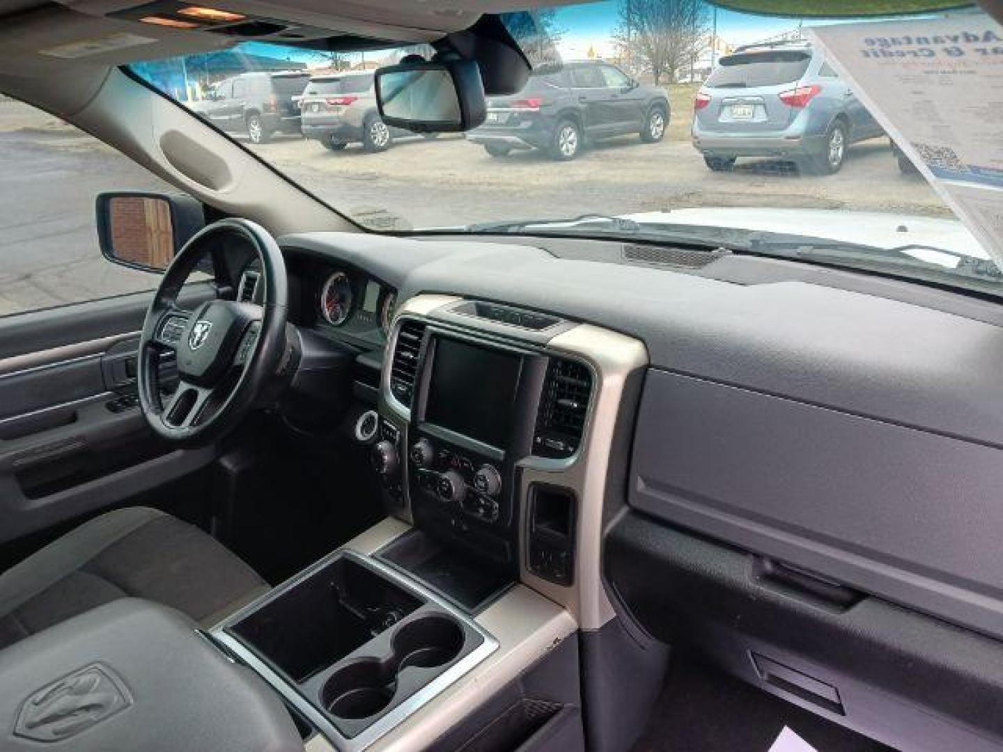 2014 Bright White Clearcoat RAM 1500 SLT Quad Cab 4WD (1C6RR7GT9ES) with an 5.7L V8 OHV 16V engine, 8-Speed Automatic transmission, located at 1184 Kauffman Ave, Fairborn, OH, 45324, (937) 908-9800, 39.807365, -84.029114 - Photo#8