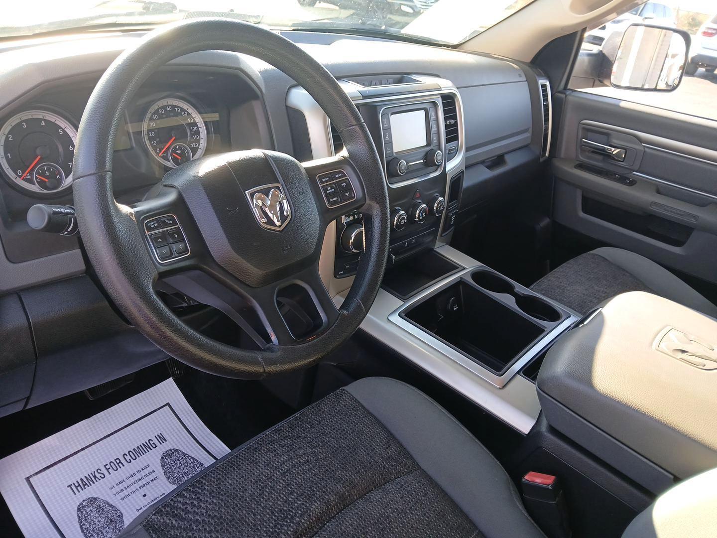 2014 RAM 1500 SLT Crew Cab LWB 4WD (1C6RR7TT3ES) with an 5.7L V8 OHV 16V engine, 8-Speed Automatic transmission, located at 8750 N County Rd 25A, Piqua, OH, 45356, (937) 908-9800, 40.164391, -84.232513 - 2014 RAM 1500 SLT Crew Cab LWB 4WD - Photo#8