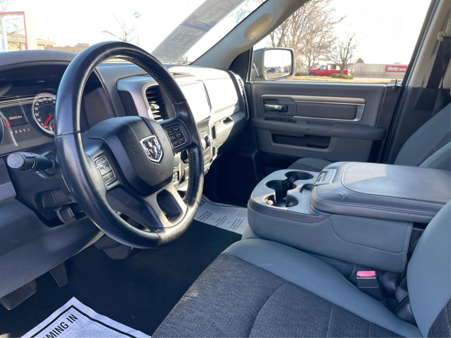 2014 Ram 1500 SLT Quad Cab 4WD (1C6RR7GT7ES) with an 5.7L V8 OHV 16V engine, 8-Speed Automatic transmission, located at 1230 East Main St, Xenia, OH, 45385, (937) 908-9800, 39.688026, -83.910172 - 2014 Ram 1500 SLT Quad Cab 4WD - Photo#8