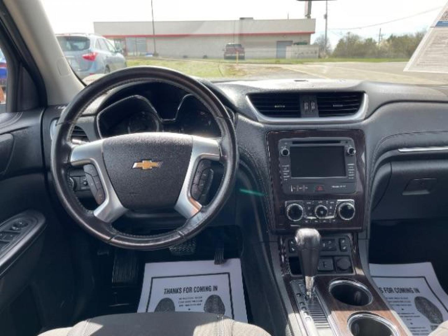 2015 Siren Red Tintcoat Chevrolet Traverse 2LT AWD (1GNKVHKD7FJ) with an 3.6L V6 DOHC 24V engine, 6-Speed Automatic transmission, located at 1184 Kauffman Ave, Fairborn, OH, 45324, (937) 908-9800, 39.807365, -84.029114 - Photo#7