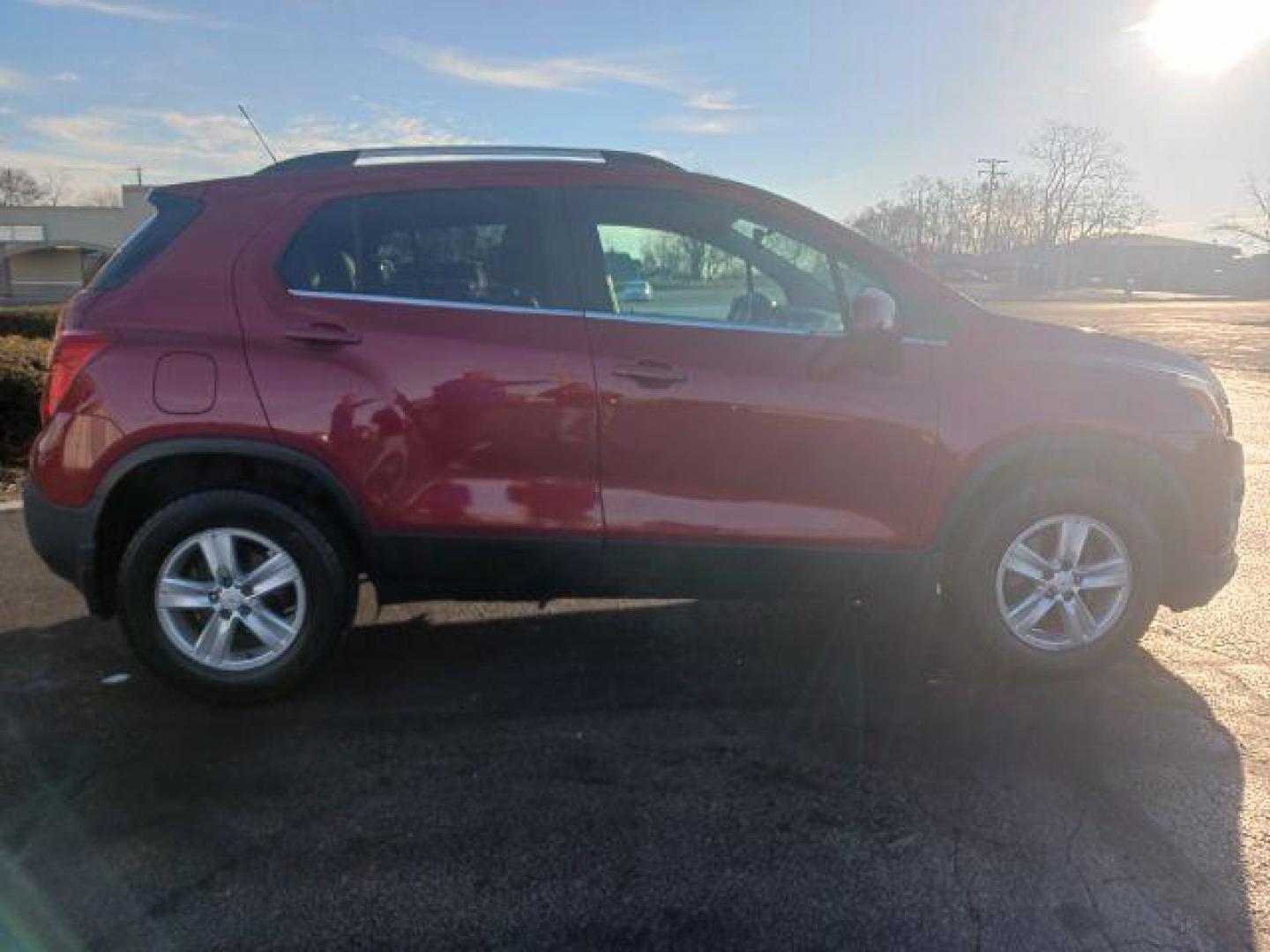 2015 Blaze Red Chevrolet Trax LT AWD (KL7CJRSB6FB) with an 1.4L L4 DOHC 16V engine, 6-Speed Automatic transmission, located at 4508 South Dixie Dr, Moraine, OH, 45439, (937) 908-9800, 39.690136, -84.216438 - Photo#4