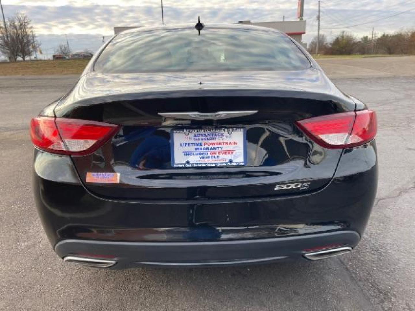 2015 Black Clearcoat Chrysler 200 S (1C3CCCBG7FN) with an 3.6L V6 DOHC 24V FFV engine, 9-Speed Automatic transmission, located at 1951 S Dayton Lakeview Rd., New Carlisle, OH, 45344, (937) 908-9800, 39.890999, -84.050255 - Photo#4