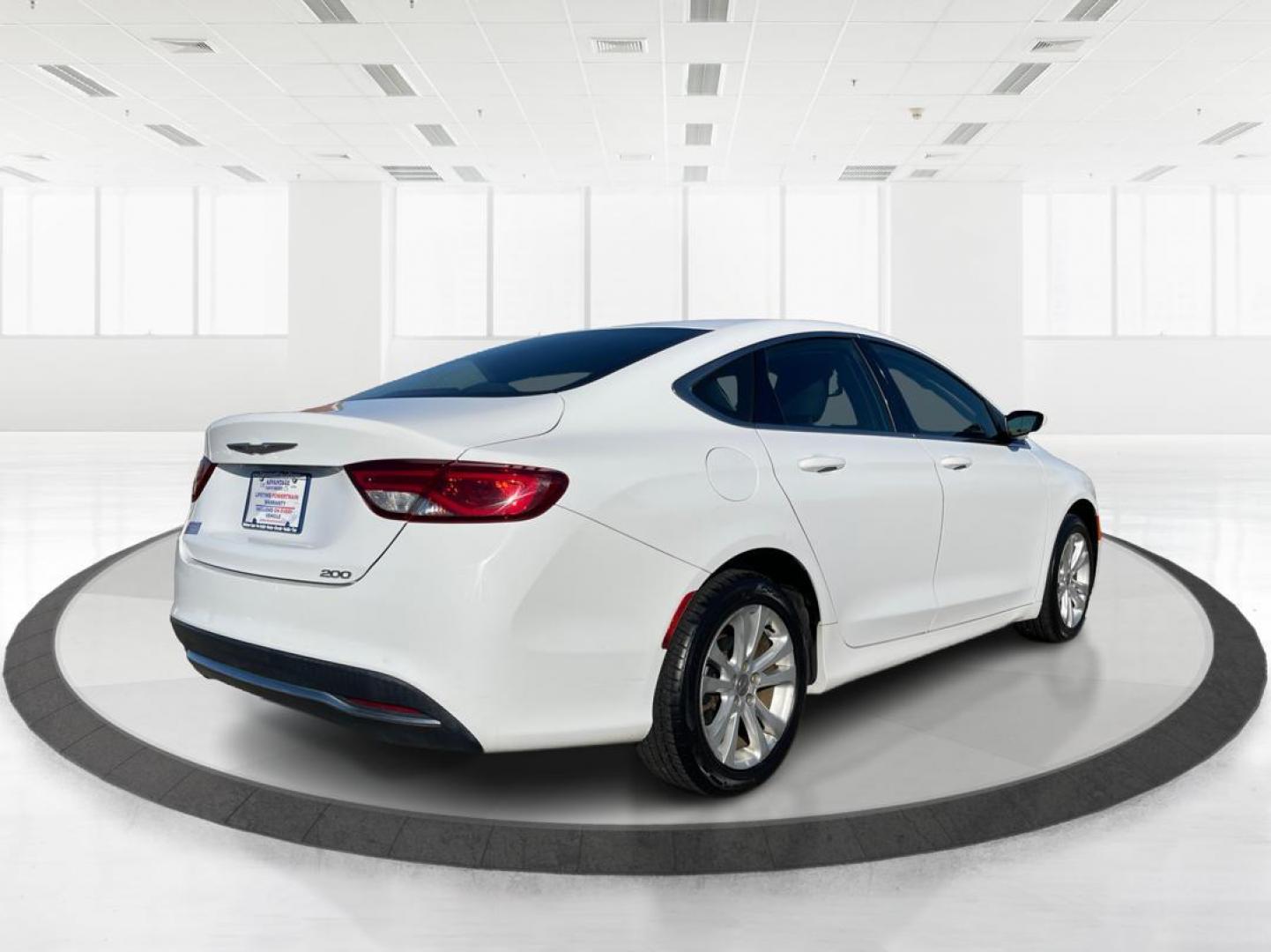 2015 Lunar White Tri-Coat Chrysler 200 Limited (1C3CCCAB1FN) with an 2.4L L4 DOHC 16V engine, 9-Speed Automatic transmission, located at 1951 S Dayton Lakeview Rd., New Carlisle, OH, 45344, (937) 908-9800, 39.890999, -84.050255 - Photo#2