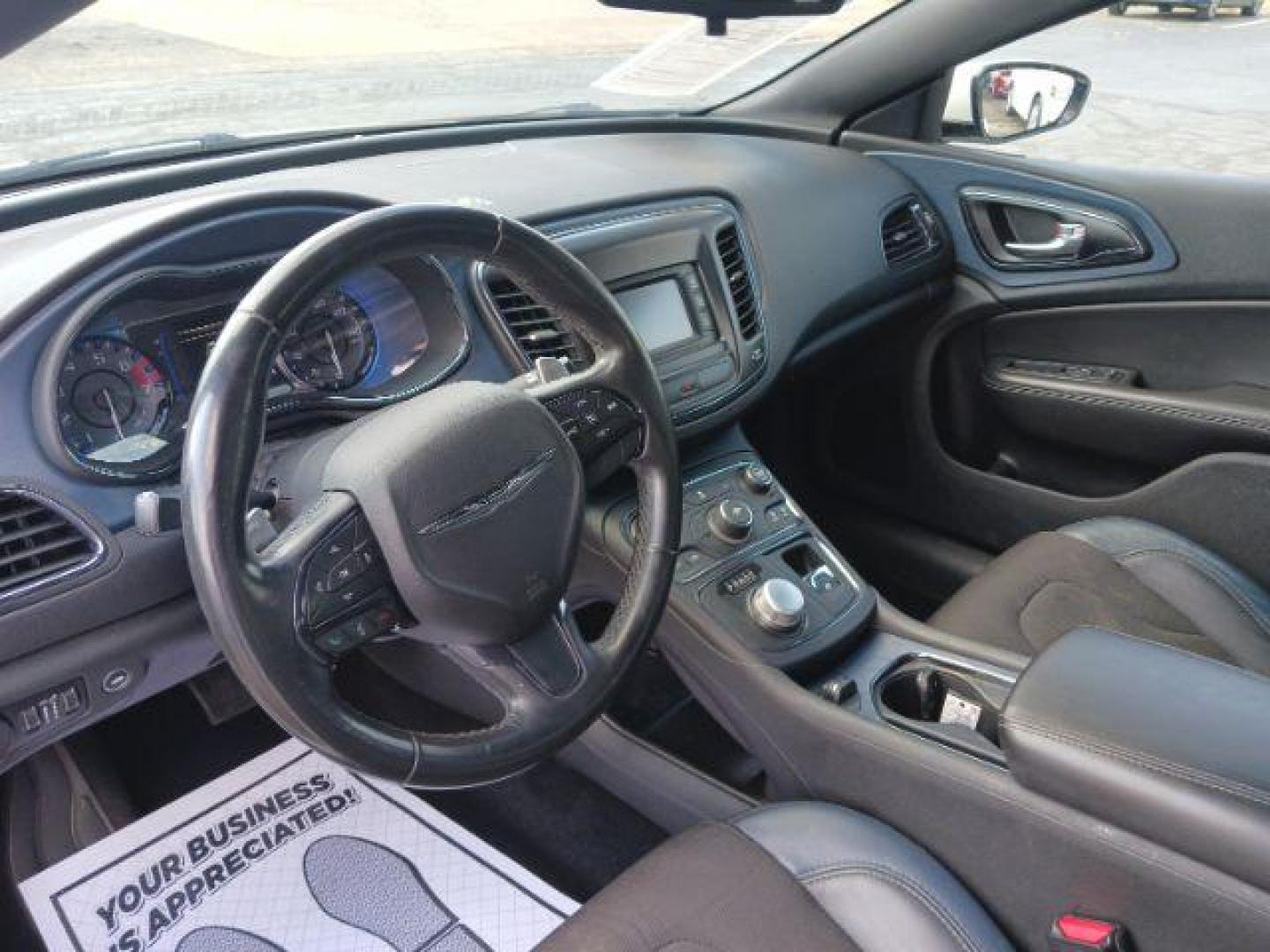 2015 Lunar White Tri-Coat Chrysler 200 S (1C3CCCBB5FN) with an 2.4L L4 DOHC 16V engine, 9-Speed Automatic transmission, located at 1230 East Main St, Xenia, OH, 45385, (937) 908-9800, 39.687321, -83.910294 - Photo#6