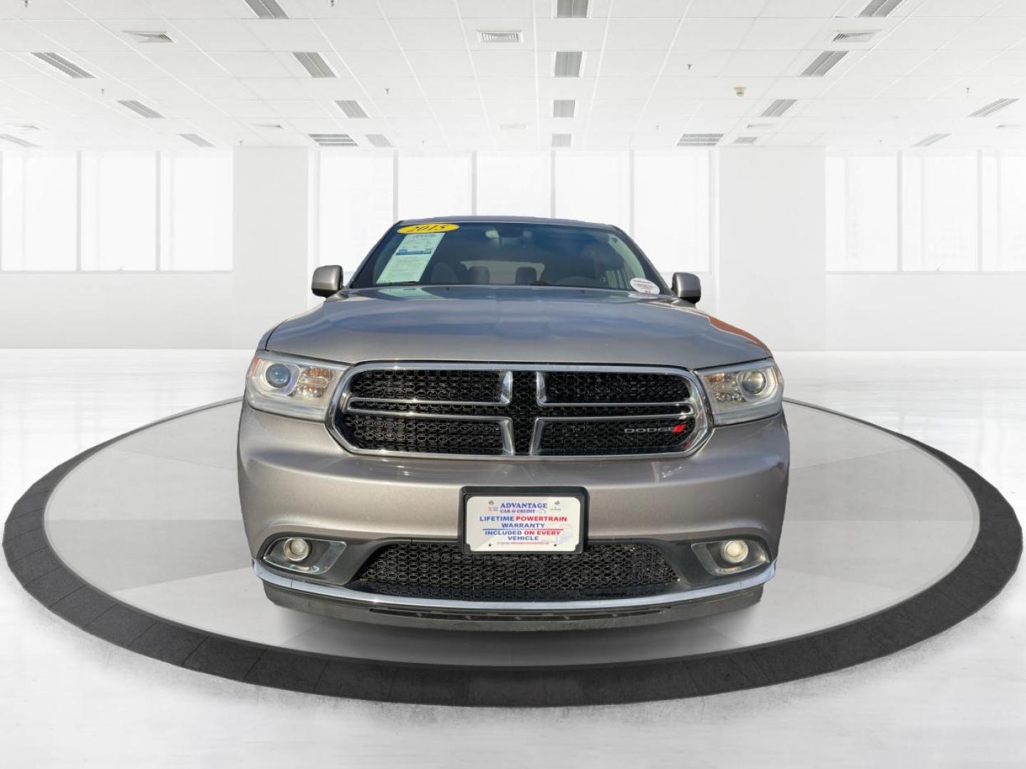 2015 Dodge Durango SXT AWD (1C4RDJAG2FC) with an 3.6L V6 DOHC 24V engine, 8-Speed Automatic transmission, located at 880 E. National Road, Vandalia, OH, 45377, (937) 908-9800, 39.891918, -84.183594 - Third Row - Photo#6