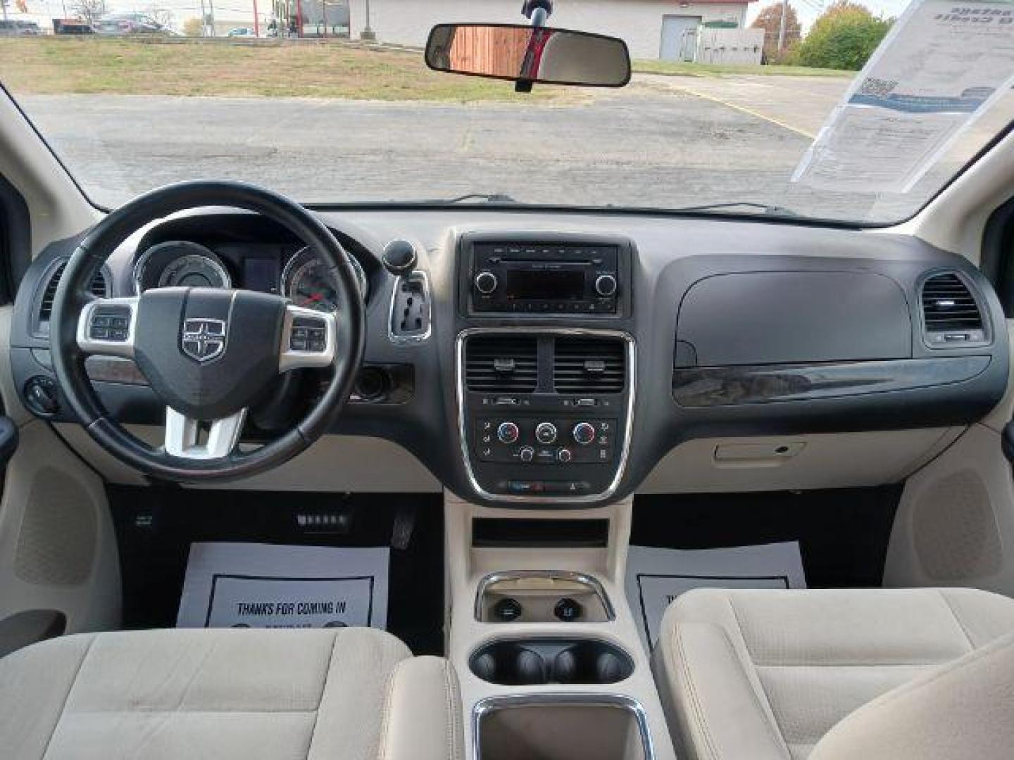 2015 Dp Cherry Red Crystal PC Dodge Grand Caravan SXT (2C4RDGCG1FR) with an 3.6L V6 DOHC 24V engine, 6-Speed Automatic transmission, located at 880 E. National Road, Vandalia, OH, 45377, (937) 908-9800, 39.892189, -84.181015 - Photo#7