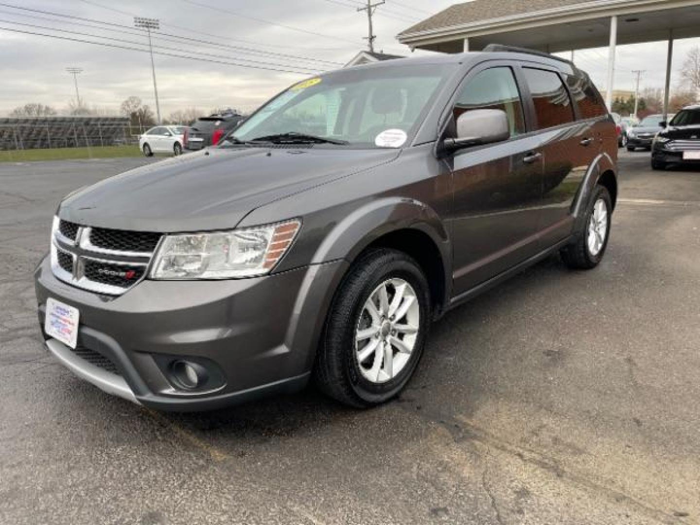 2015 Granite Crystal Met CC Dodge Journey SXT AWD (3C4PDDBG7FT) with an 3.6L V6 DOHC 24V engine, 6-Speed Automatic transmission, located at 1184 Kauffman Ave, Fairborn, OH, 45324, (937) 908-9800, 39.807365, -84.029114 - Photo#1