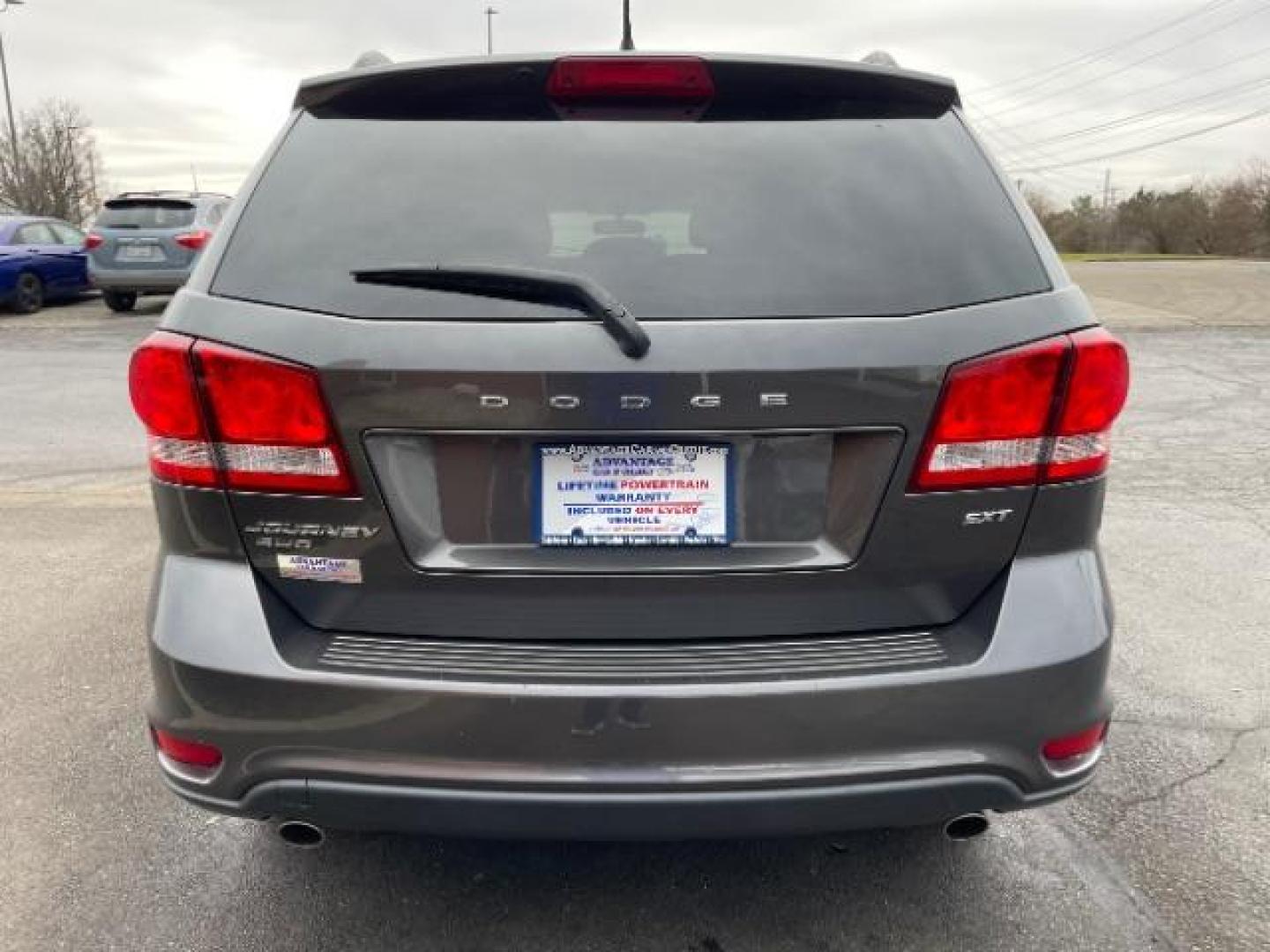 2015 Granite Crystal Met CC Dodge Journey SXT AWD (3C4PDDBG7FT) with an 3.6L V6 DOHC 24V engine, 6-Speed Automatic transmission, located at 1184 Kauffman Ave, Fairborn, OH, 45324, (937) 908-9800, 39.807365, -84.029114 - Photo#4