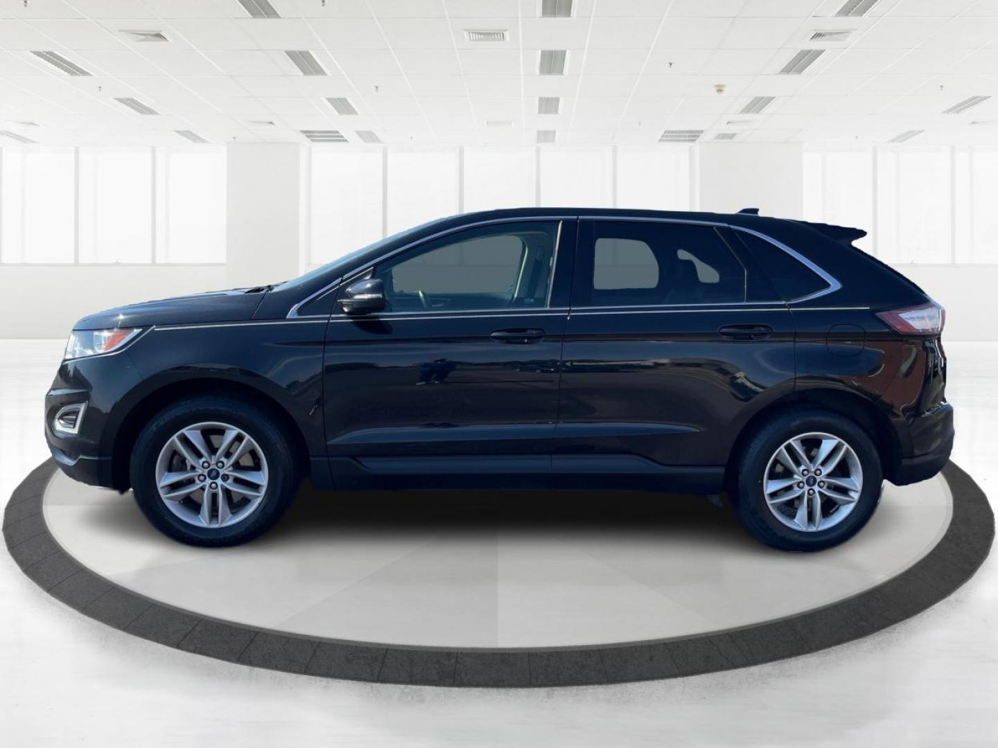 2015 Tuxedo Black Metallic Ford Edge SEL AWD (2FMTK4J8XFB) with an 3.5L V6 DOHC 24V engine, 6-Speed Automatic transmission, located at 1099 N County Rd 25A, OH, 45373, (937) 908-9800, 40.057079, -84.212883 - Photo#5