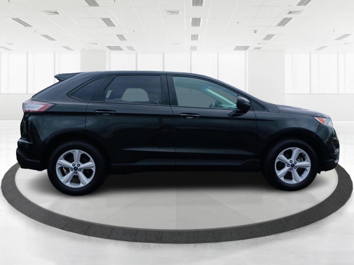 2015 Tuxedo Black Metallic Ford Edge (2FMTK3G99FB) with an 2.0L L4 DOHC 16V engine, 6-Speed Automatic transmission, located at 4508 South Dixie Dr, Moraine, OH, 45439, (937) 908-9800, 39.690136, -84.216438 - Photo#1