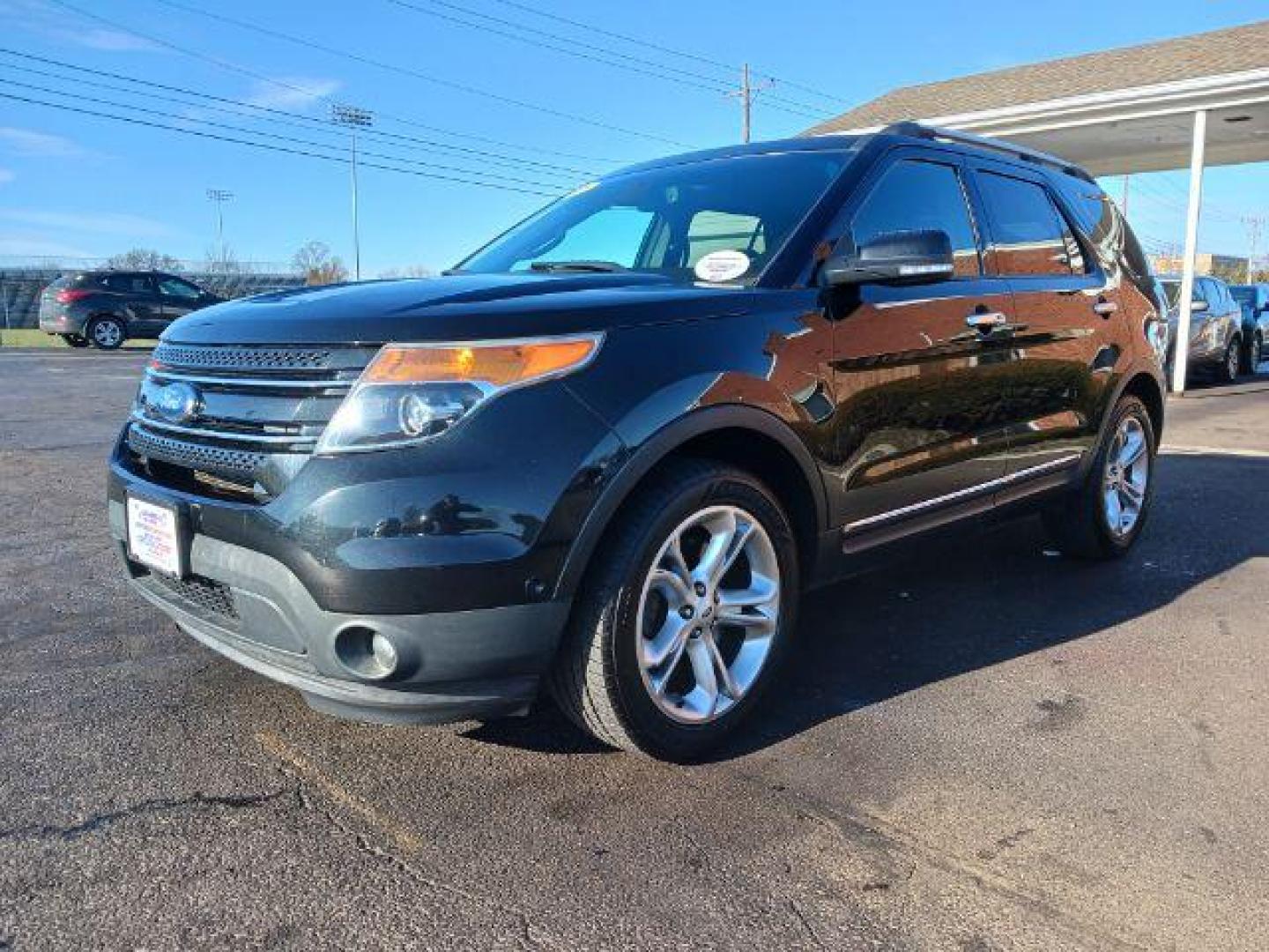 2015 Tuxedo Black Metallic Ford Explorer Limited 4WD (1FM5K8F84FG) with an 3.5L V6 DOHC 24V engine, 6-Speed Automatic transmission, located at 880 E. National Road, Vandalia, OH, 45377, (937) 908-9800, 39.892189, -84.181015 - Photo#2