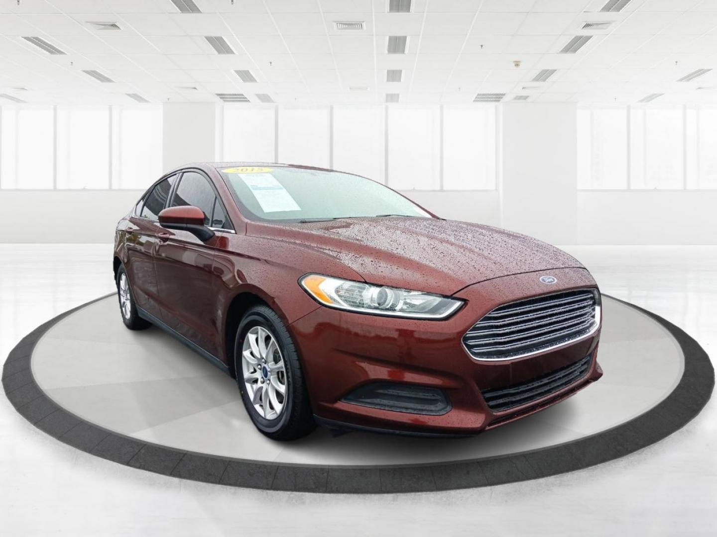 2015 Guard Ford Fusion (3FA6P0G78FR) with an 2.5L L4 DOHC 16V engine, 6-Speed Automatic transmission, located at 1951 S Dayton Lakeview Rd., New Carlisle, OH, 45344, (937) 908-9800, 39.890999, -84.050255 - Photo#0