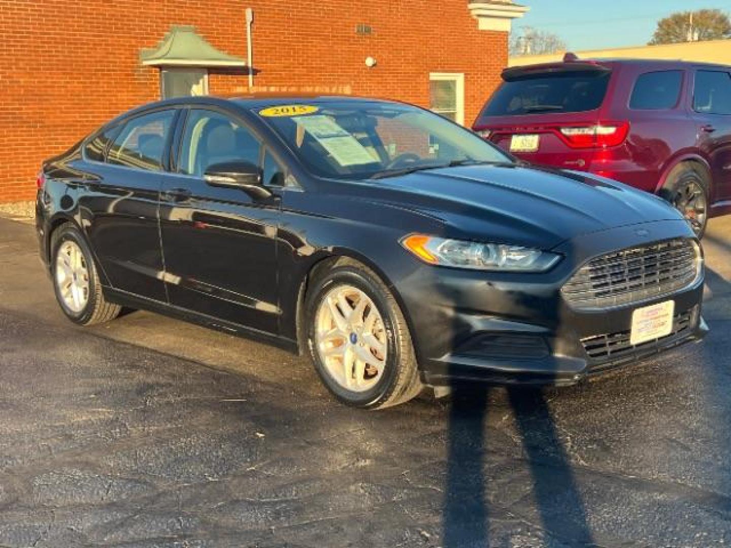 2015 Tuxedo Black Ford Fusion SE (3FA6P0H73FR) with an 2.5L L4 DOHC 16V engine, 6-Speed Automatic transmission, located at 1230 East Main St, Xenia, OH, 45385, (937) 908-9800, 39.687321, -83.910294 - Photo#0