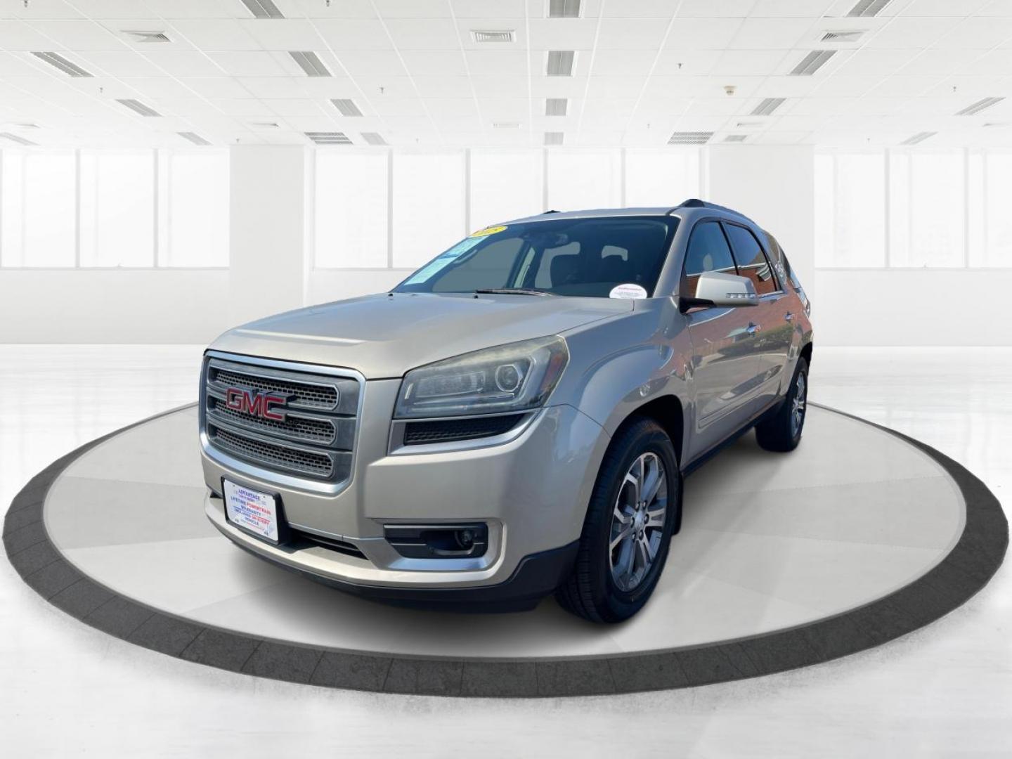 2015 Champagne Silver Metallic GMC Acadia (1GKKVRKD2FJ) with an 3.6L V6 DOHC 24V engine, 6-Speed Automatic transmission, located at 1230 East Main St, Xenia, OH, 45385, (937) 908-9800, 39.687321, -83.910294 - Photo#7