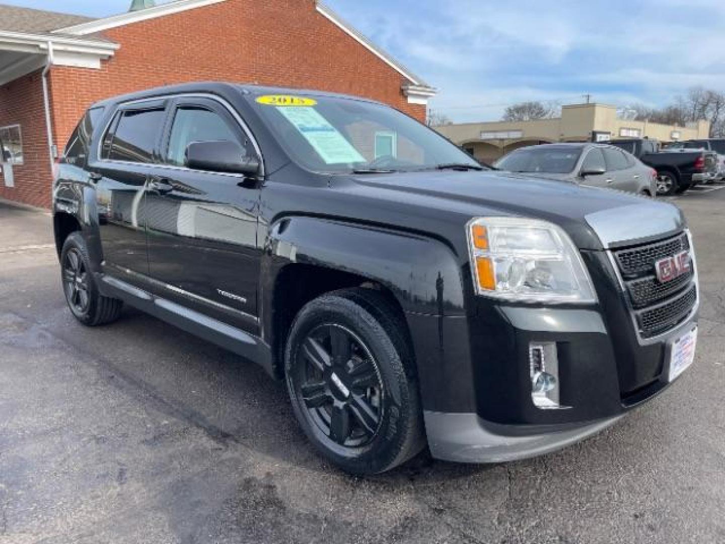 2015 Carbon Black Metallic GMC Terrain SLE1 AWD (2GKFLVEK4F6) with an 2.4L L4 DOHC 16V engine, 6-Speed Automatic transmission, located at 1951 S Dayton Lakeview Rd., New Carlisle, OH, 45344, (937) 908-9800, 39.890999, -84.050255 - Photo#0