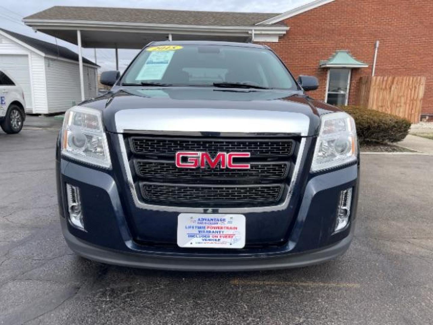 2015 Dark Sapphire Blue Met GMC Terrain SLE2 FWD (2GKFLWEK9F6) with an 2.4L L4 DOHC 16V engine, 6-Speed Automatic transmission, located at 1951 S Dayton Lakeview Rd., New Carlisle, OH, 45344, (937) 908-9800, 39.890999, -84.050255 - Photo#2