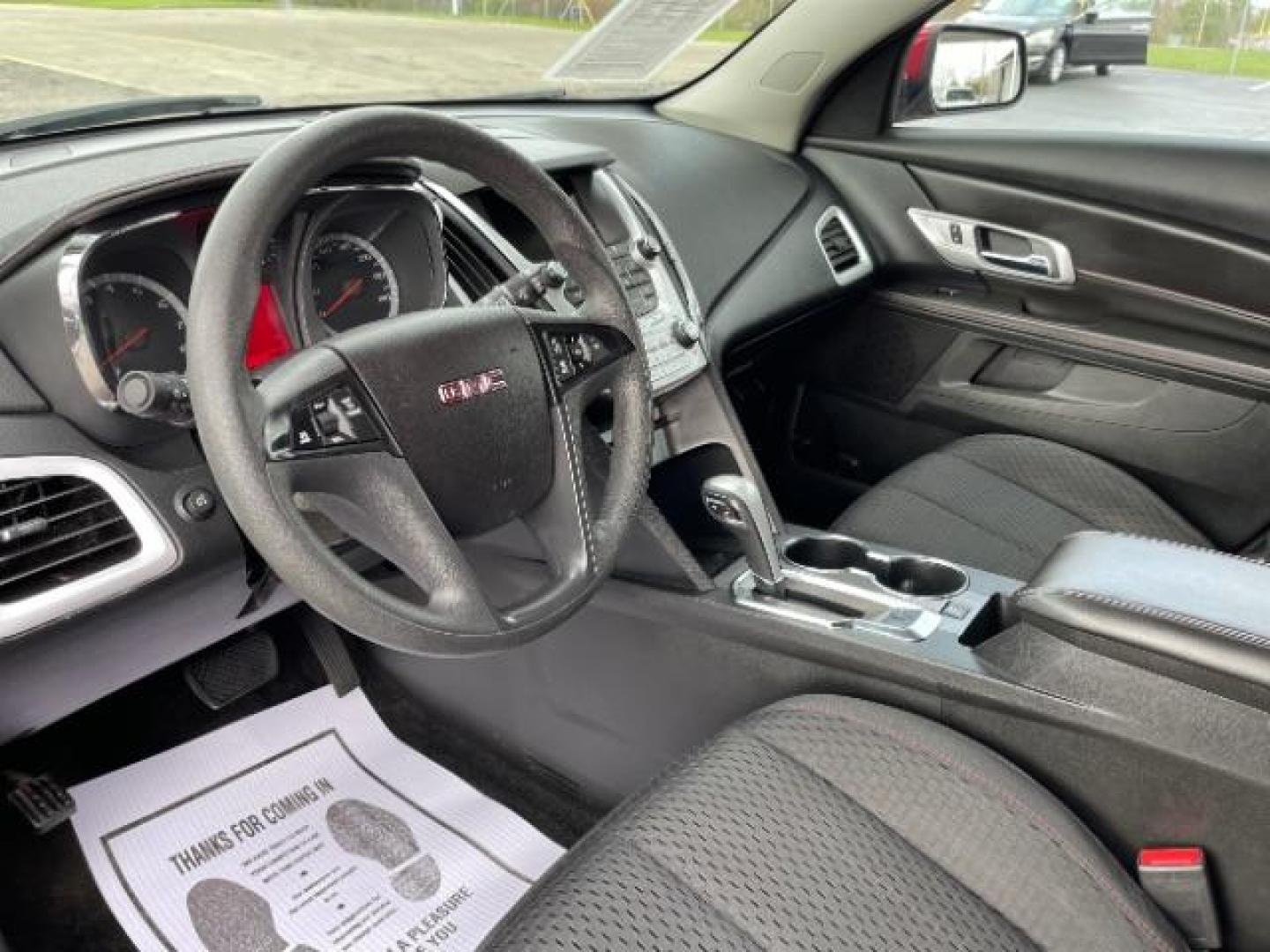 2015 Crystal Red Tintcoat GMC Terrain SLE1 FWD (2GKALMEK6F6) with an 2.4L L4 DOHC 16V engine, 6-Speed Automatic transmission, located at 880 E. National Road, Vandalia, OH, 45377, (937) 908-9800, 39.892189, -84.181015 - Photo#6