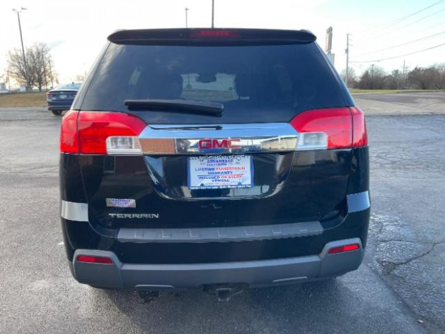 2015 Onyx Black GMC Terrain SLE1 FWD (2GKALMEK1F6) with an 2.4L L4 DOHC 16V engine, 6-Speed Automatic transmission, located at 1099 N County Rd 25A, OH, 45373, (937) 908-9800, 40.057079, -84.212883 - Photo#4