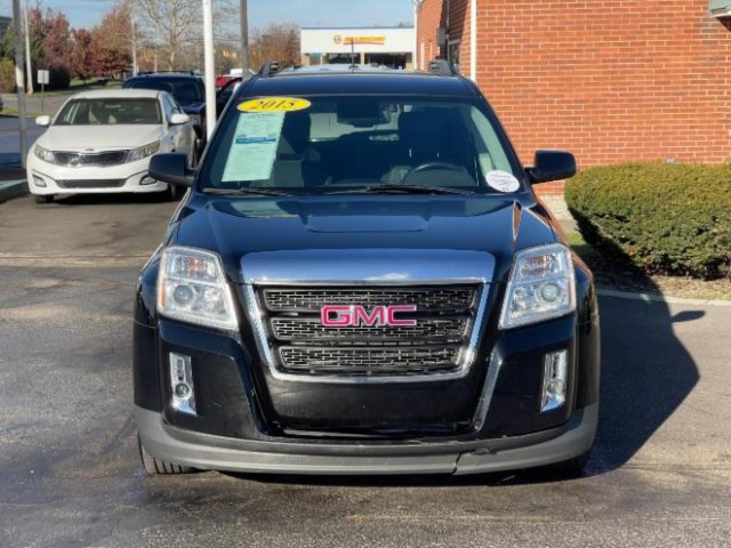 2015 Onyx Black GMC Terrain SLE2 FWD (2GKFLWEK4F6) with an 2.4L L4 DOHC 16V engine, 6-Speed Automatic transmission, located at 4508 South Dixie Dr, Moraine, OH, 45439, (937) 908-9800, 39.690136, -84.216438 - Photo#5