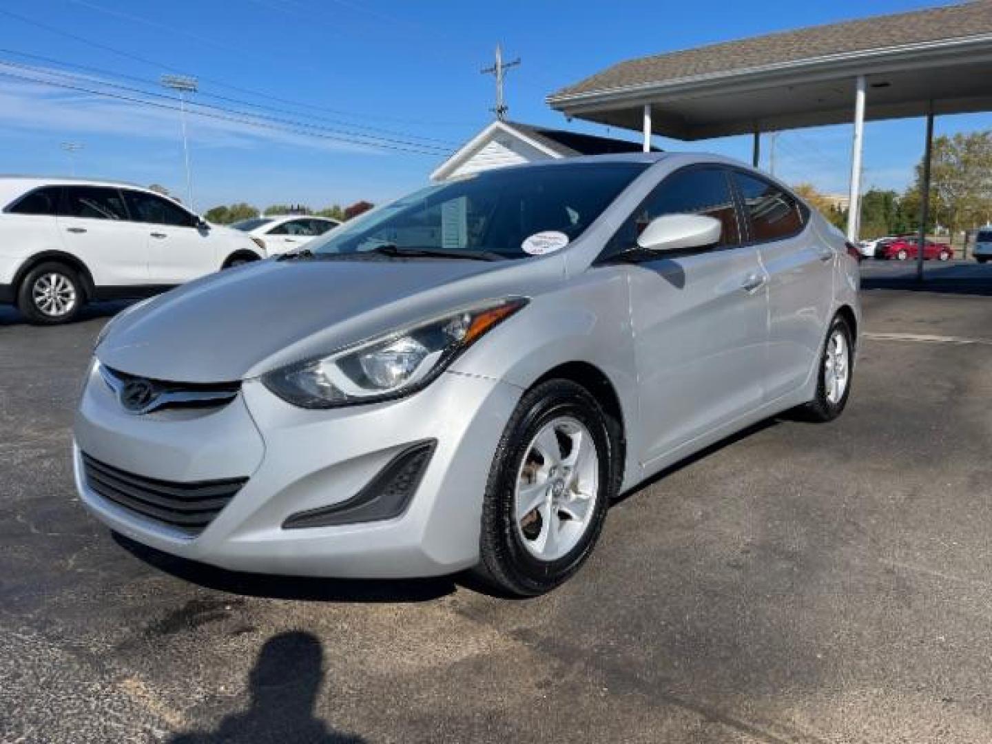 2015 Symphony Silver Hyundai Elantra SE 6AT (5NPDH4AE7FH) with an 1.8L L4 DOHC 16V engine, 6-Speed Automatic transmission, located at 4508 South Dixie Dr, Moraine, OH, 45439, (937) 908-9800, 39.690136, -84.216438 - Photo#1