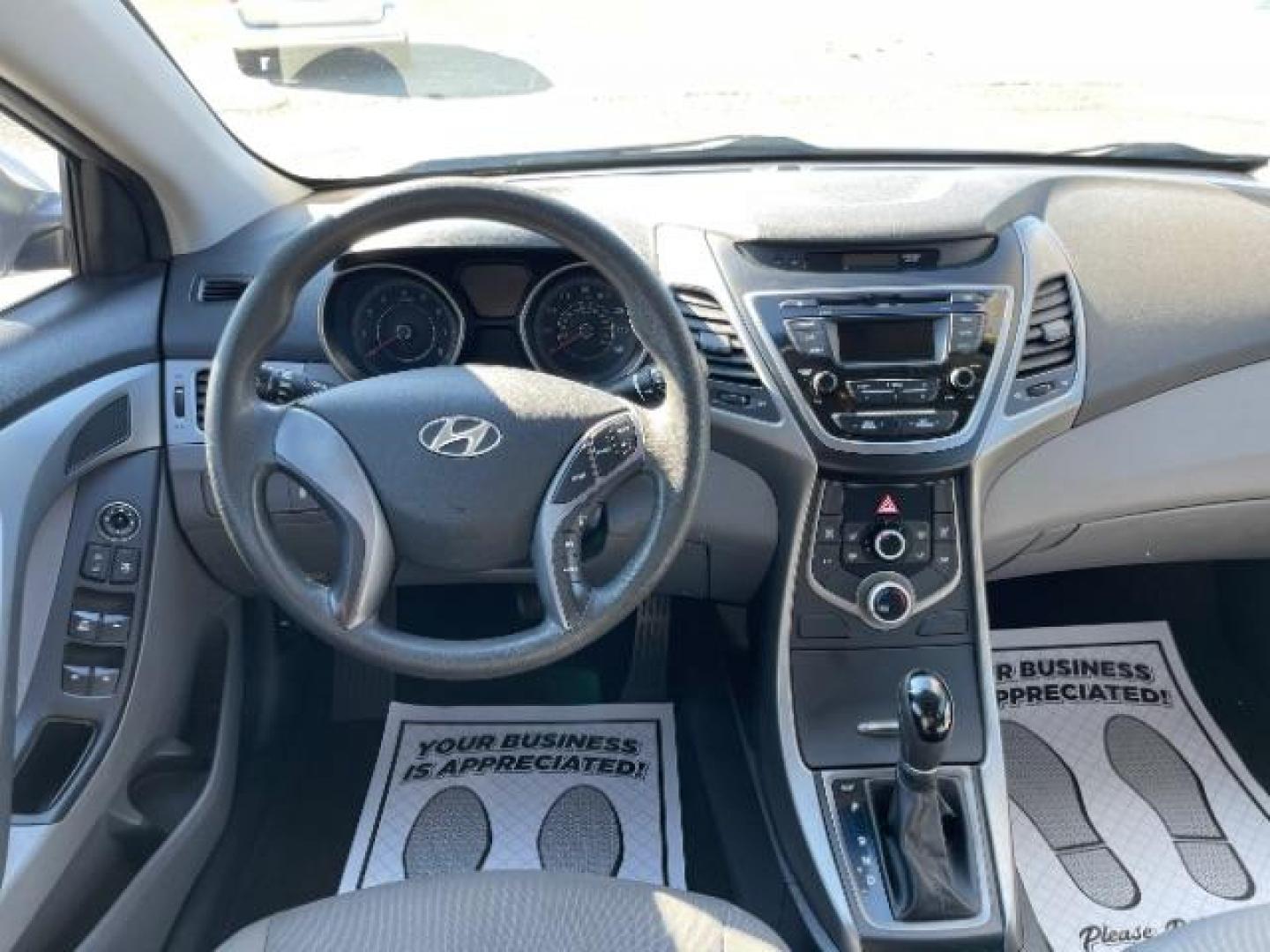 2015 Symphony Silver Hyundai Elantra SE 6AT (5NPDH4AE7FH) with an 1.8L L4 DOHC 16V engine, 6-Speed Automatic transmission, located at 4508 South Dixie Dr, Moraine, OH, 45439, (937) 908-9800, 39.690136, -84.216438 - Photo#7