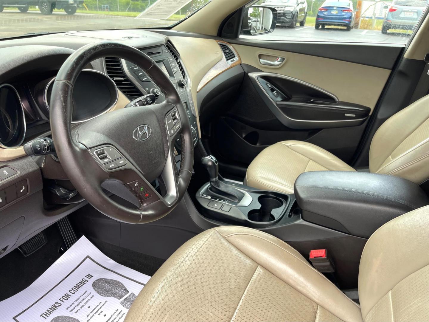 2015 Mineral Gray Hyundai Santa Fe (5XYZUDLB8FG) with an 2.4L L4 DOHC 16V engine, 6-Speed Automatic transmission, located at 4508 South Dixie Dr, Moraine, OH, 45439, (937) 908-9800, 39.690136, -84.216438 - Photo#8