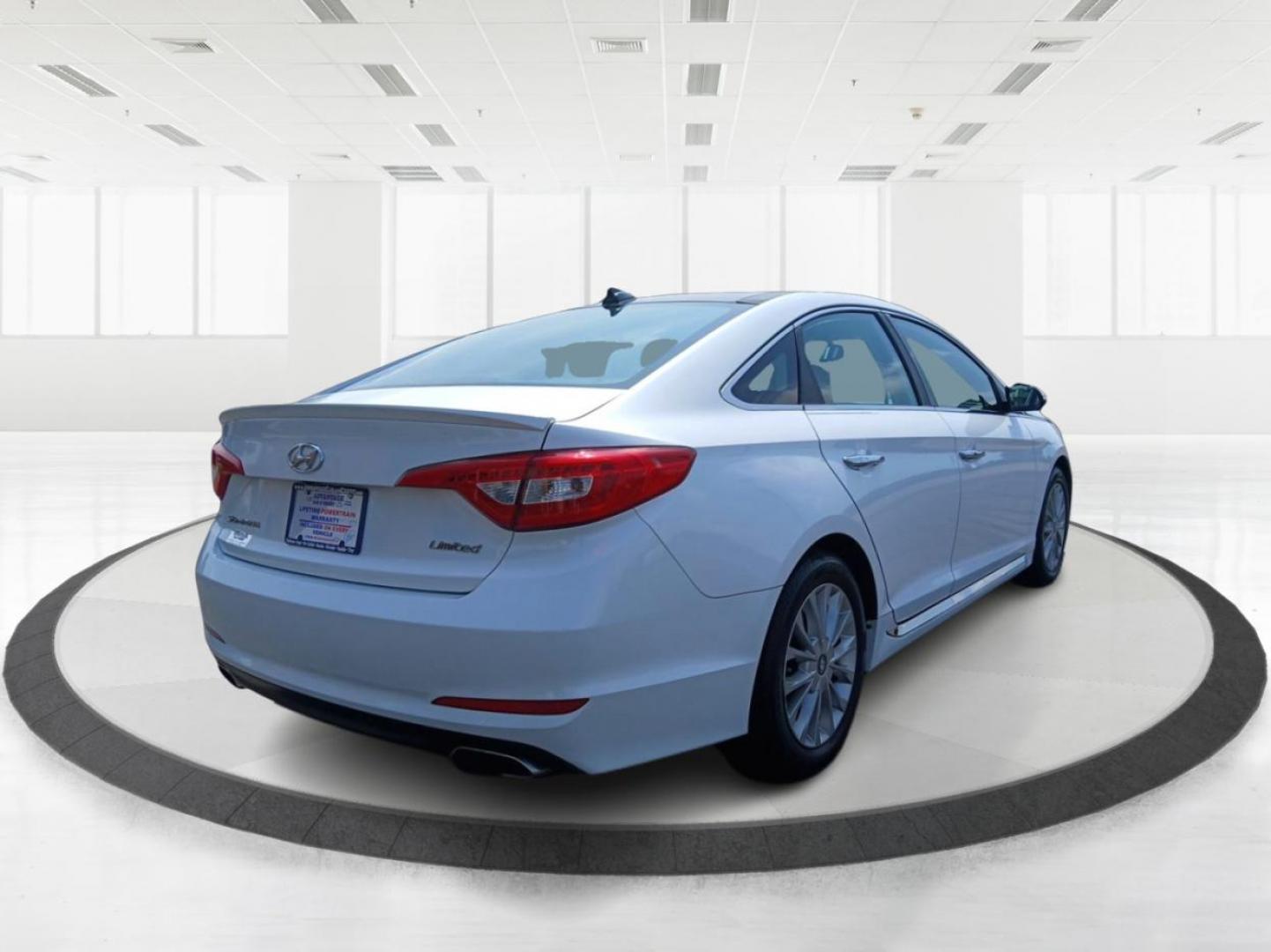 2015 Quartz White Pearl Hyundai Sonata Sport (5NPE34AF1FH) with an 2.4L L4 DOHC 16V engine, 6-Speed Automatic transmission, located at 1951 S Dayton Lakeview Rd., New Carlisle, OH, 45344, (937) 908-9800, 39.890999, -84.050255 - Photo#2