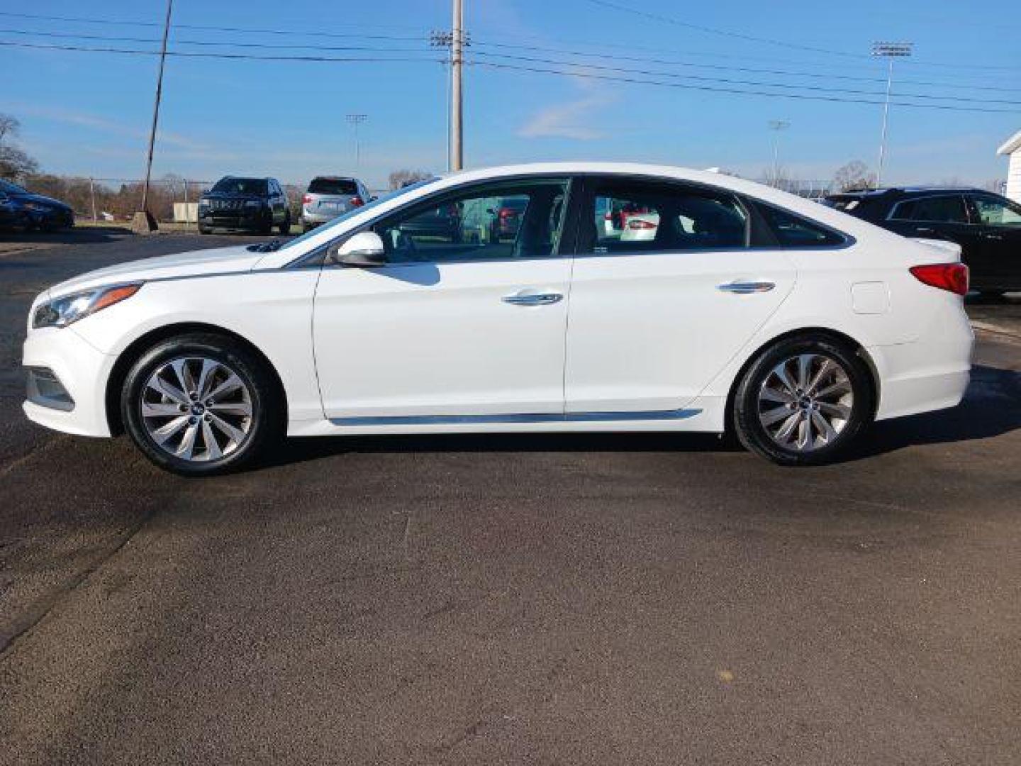 2015 Quartz White Pearl Hyundai Sonata Sport (5NPE34AF4FH) with an 2.4L L4 DOHC 16V engine, 6-Speed Automatic transmission, located at 1099 N County Rd 25A, OH, 45373, (937) 908-9800, 40.057079, -84.212883 - Photo#3