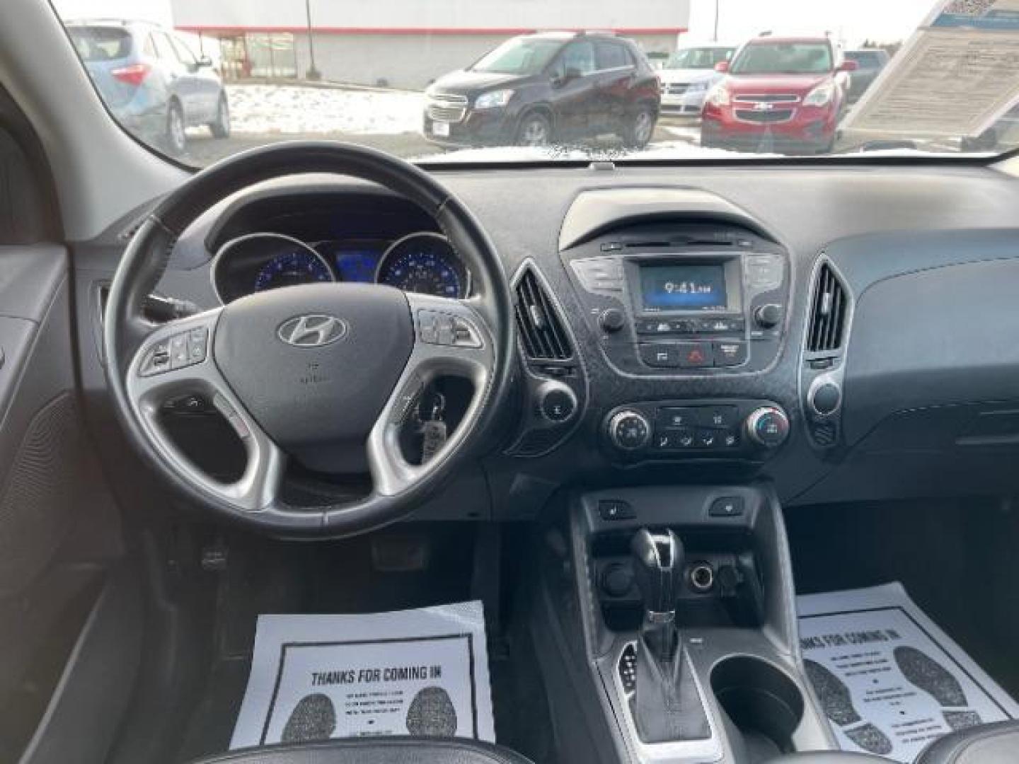 2015 Hyundai Tucson SE AWD (KM8JUCAG4FU) with an 2.4L L4 DOHC 16V engine, 6-Speed Automatic transmission, located at 880 E. National Road, Vandalia, OH, 45377, (937) 908-9800, 39.891918, -84.183594 - 2015 Hyundai Tucson SE AWD - Photo#7