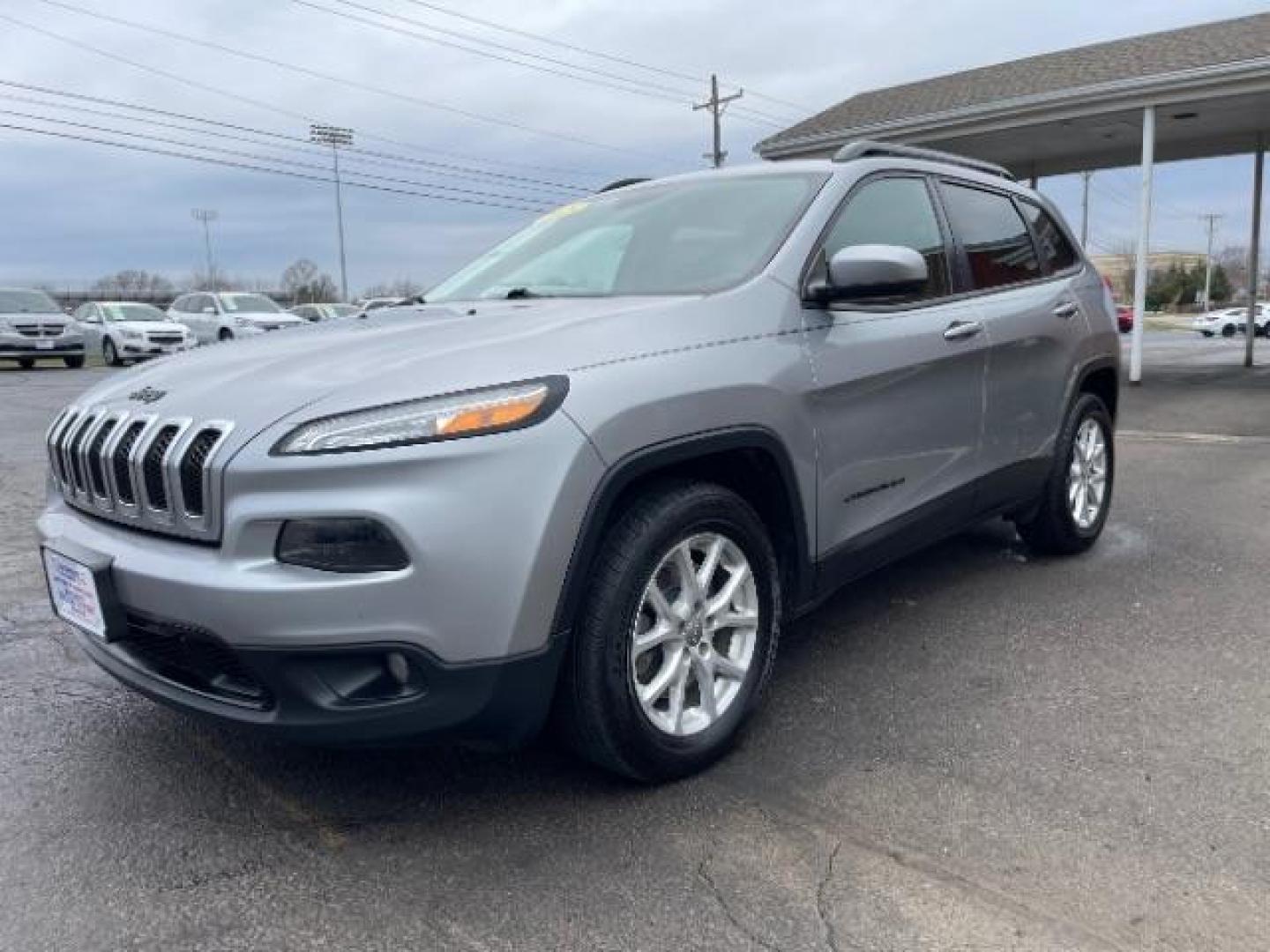 2015 Billet Silver Metallic CC Jeep Cherokee Latitude FWD (1C4PJLCB2FW) with an 2.4L L4 DOHC 16V engine, 9-Speed Automatic transmission, located at 1951 S Dayton Lakeview Rd., New Carlisle, OH, 45344, (937) 908-9800, 39.890999, -84.050255 - Photo#1