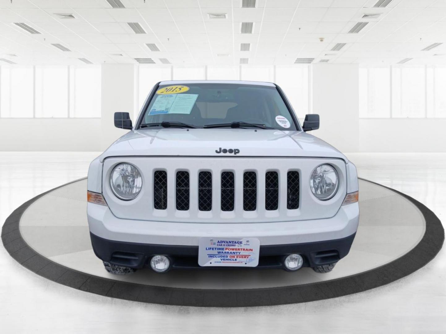 2015 Jeep Patriot Sport 4WD (1C4NJRBB7FD) with an 2.4L L4 DOHC 16V engine, located at 880 E. National Road, Vandalia, OH, 45377, (937) 908-9800, 39.891918, -84.183594 - 2015 Jeep Patriot Sport 4WD - Photo#6