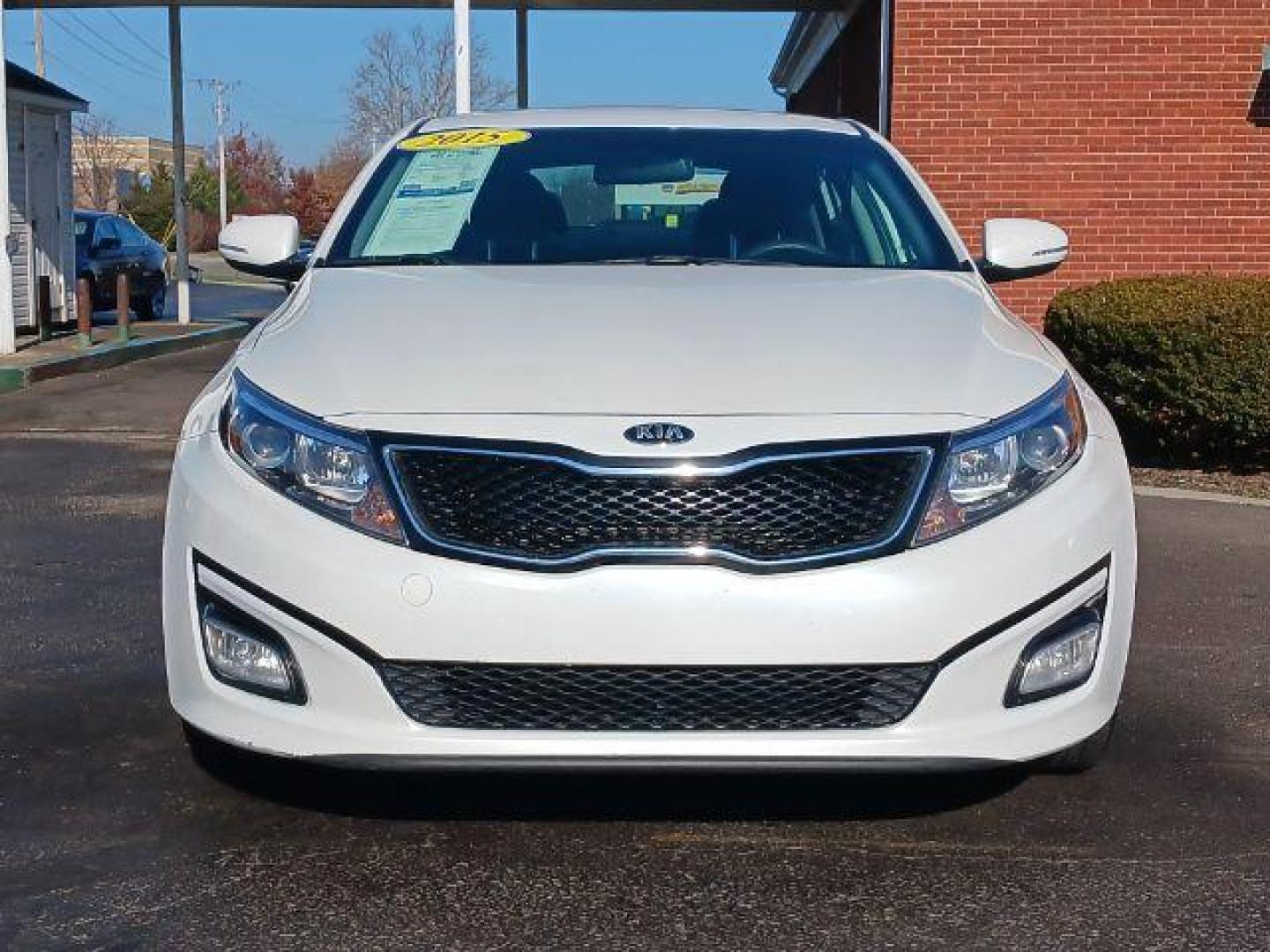 2015 Snow White Pearl Kia Optima LX (KNAGM4A71F5) with an 2.4L L4 DOHC 16V engine, 6-Speed Automatic transmission, located at 880 E. National Road, Vandalia, OH, 45377, (937) 908-9800, 39.892189, -84.181015 - Photo#1