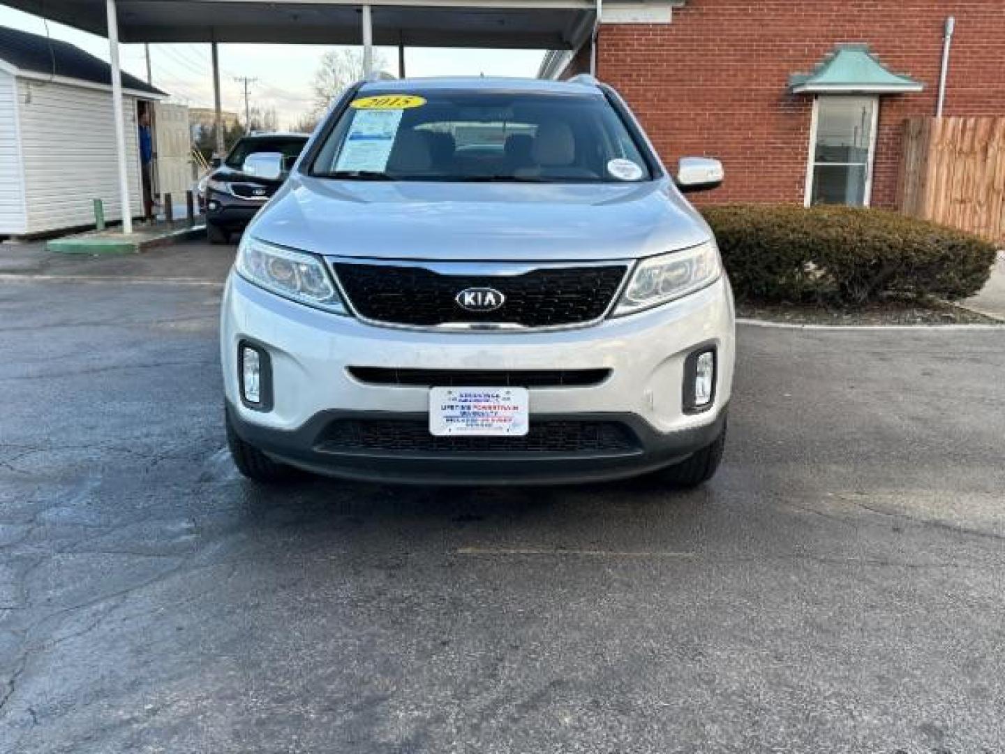 2015 Titanium Silver Kia Sorento LX 2WD (5XYKT4A62FG) with an 2.4L L4 DOHC 16V engine, 6-Speed Automatic transmission, located at 1184 Kauffman Ave, Fairborn, OH, 45324, (937) 908-9800, 39.807365, -84.029114 - Photo#1