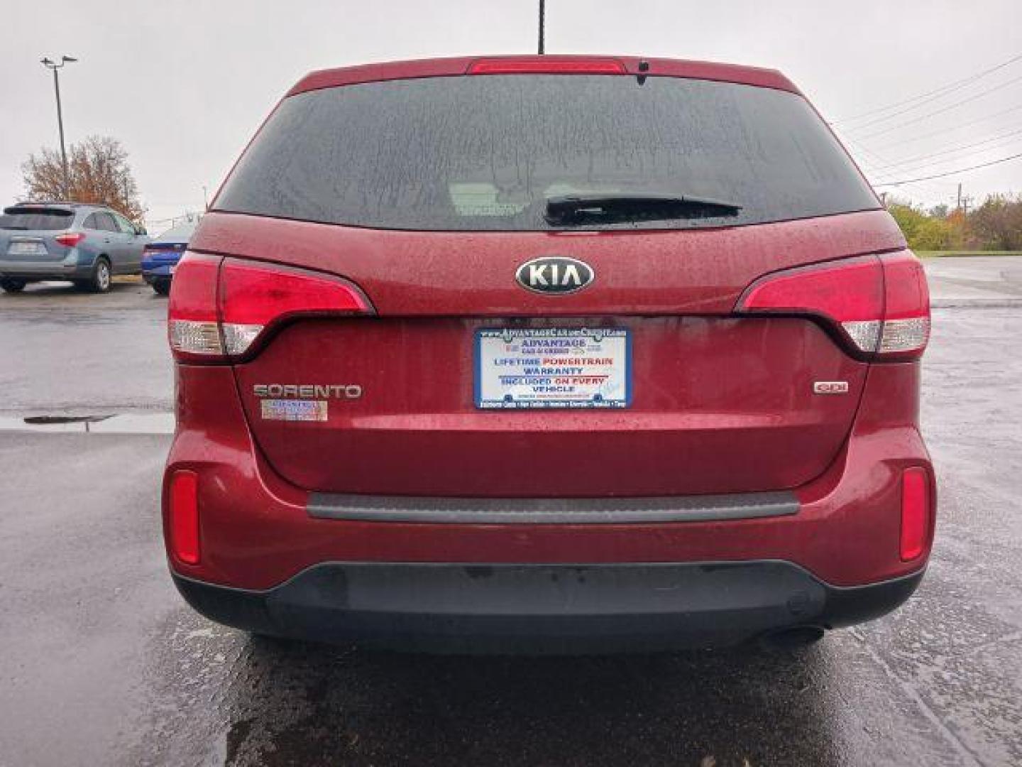 2015 Remington Red Metallic Kia Sorento LX AWD (5XYKTCA66FG) with an 2.4L L4 DOHC 16V engine, 6-Speed Automatic transmission, located at 1230 East Main St, Xenia, OH, 45385, (937) 908-9800, 39.687321, -83.910294 - Photo#5