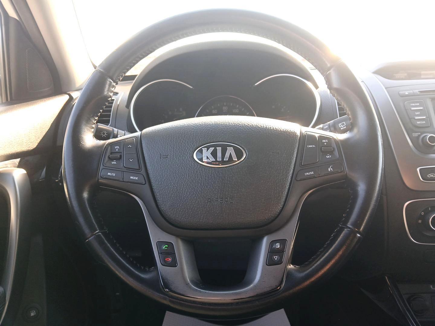 2015 Kia Sorento LX AWD (5XYKTDA64FG) with an 2.4L L4 DOHC 16V engine, 6-Speed Automatic transmission, located at 1099 N County Rd 25A, Troy, OH, 45373, (937) 908-9800, 40.057079, -84.212883 - Third Row - Photo#15