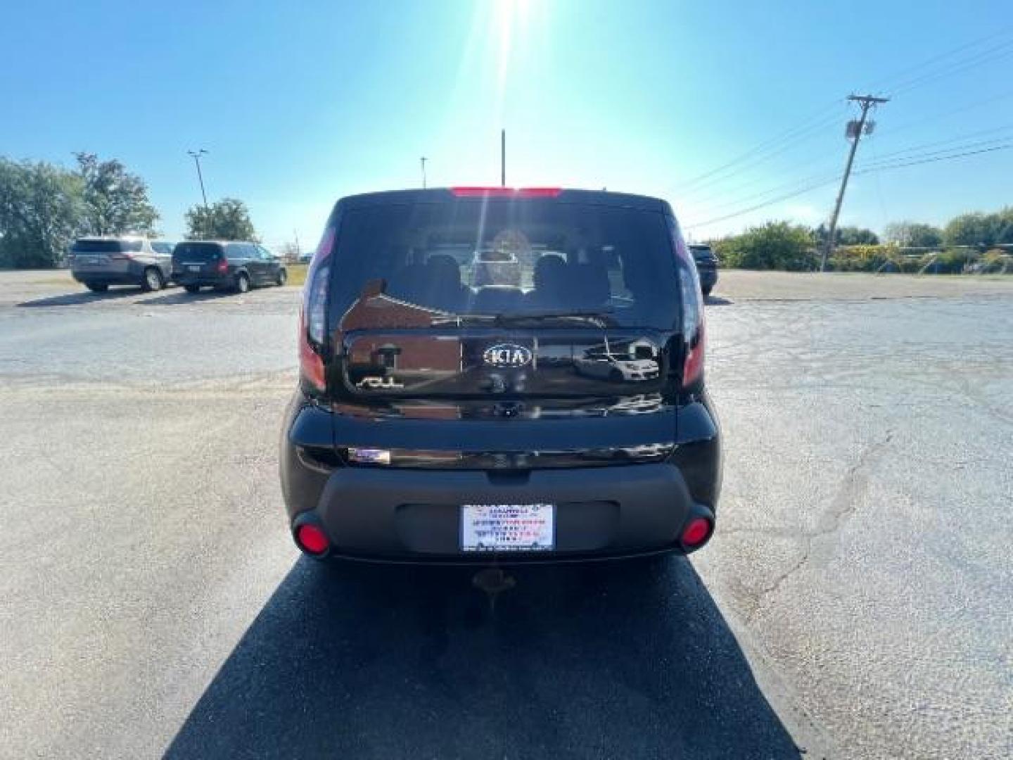 2015 Shadow Black Kia Soul Base (KNDJN2A29F7) with an 1.6L L4 DOHC 16V engine, located at 1951 S Dayton Lakeview Rd., New Carlisle, OH, 45344, (937) 908-9800, 39.890999, -84.050255 - Photo#10