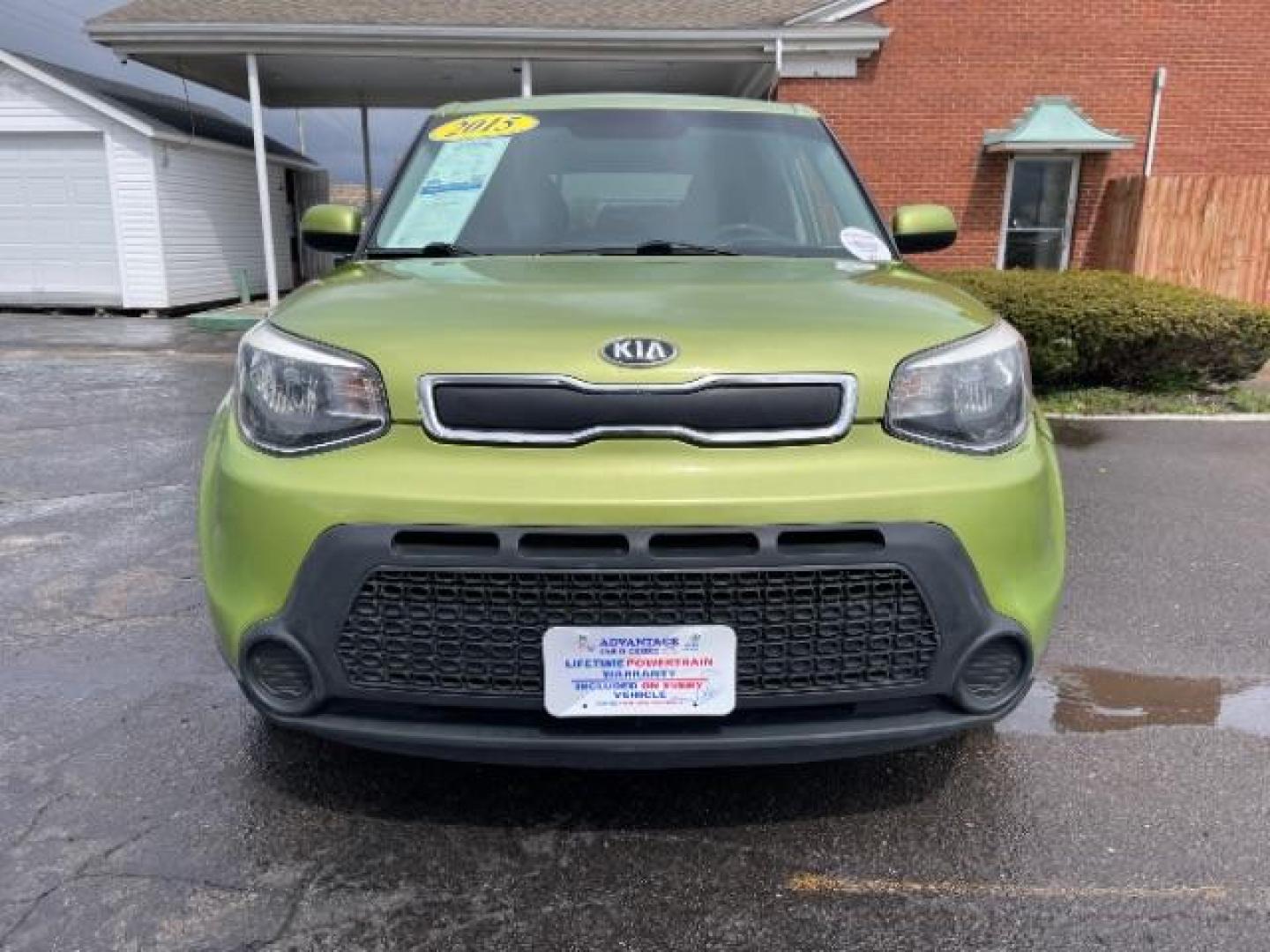 2015 Alien II Kia Soul Base (KNDJN2A28F7) with an 1.6L L4 DOHC 16V engine, located at 1951 S Dayton Lakeview Rd., New Carlisle, OH, 45344, (937) 908-9800, 39.890999, -84.050255 - Photo#2