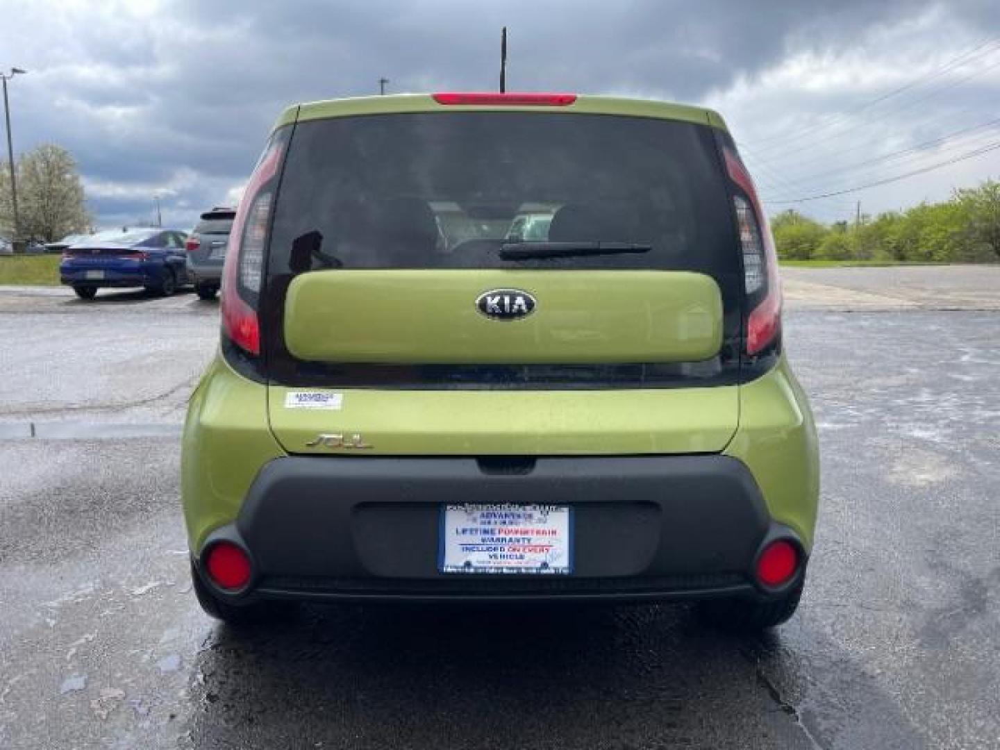 2015 Alien II Kia Soul Base (KNDJN2A28F7) with an 1.6L L4 DOHC 16V engine, located at 1951 S Dayton Lakeview Rd., New Carlisle, OH, 45344, (937) 908-9800, 39.890999, -84.050255 - Photo#3