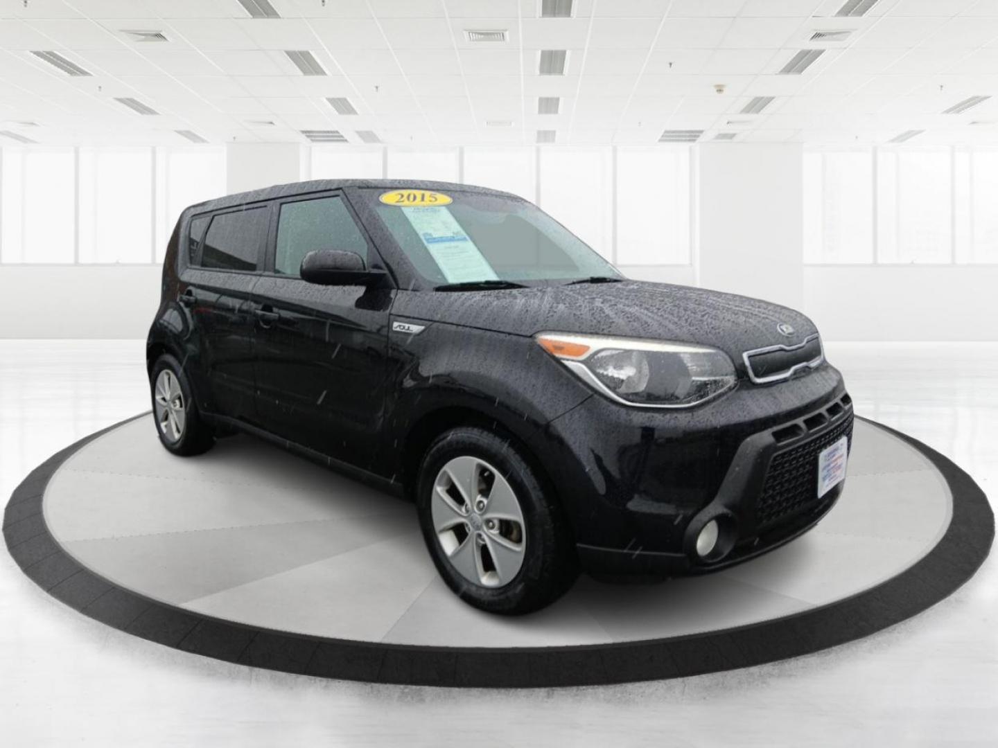 2015 Kia Soul Base (KNDJN2A26F7) with an 1.6L L4 DOHC 16V engine, located at 1230 East Main St, Xenia, OH, 45385, (937) 908-9800, 39.688026, -83.910172 - 2015 Kia Soul Base - Photo#0